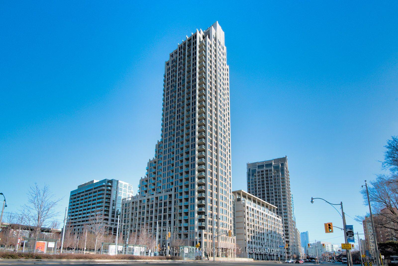 628 Fleet Street 727 #727, Toronto — Condo for lease, photo 1