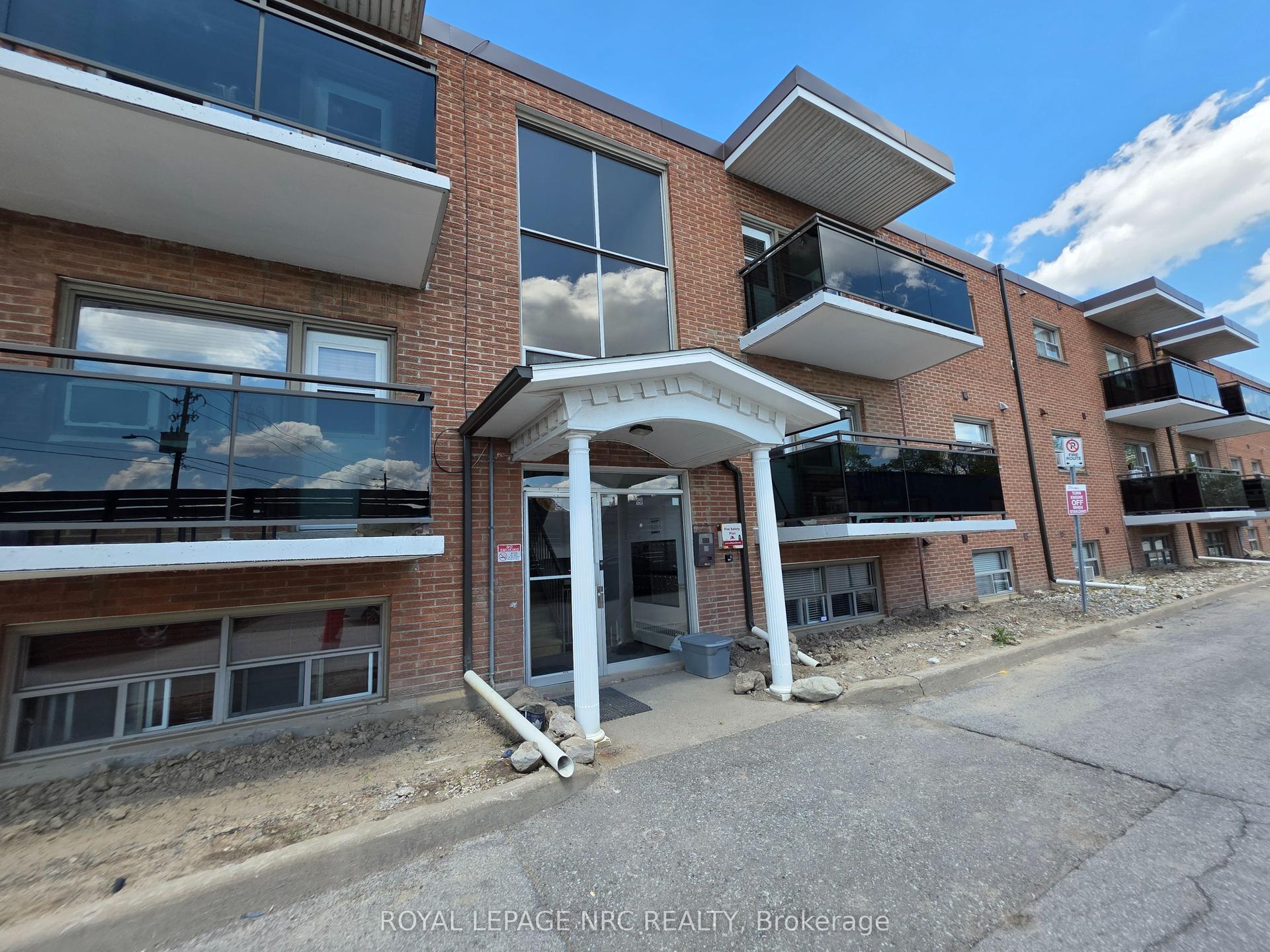264 Oakdale Avenue 109 #109 — photo 1