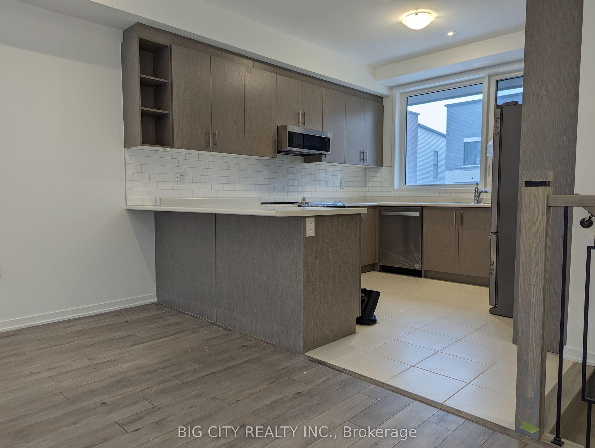782 Heathrow Path 95 #95, Oshawa — Townhouse for lease, photo 1