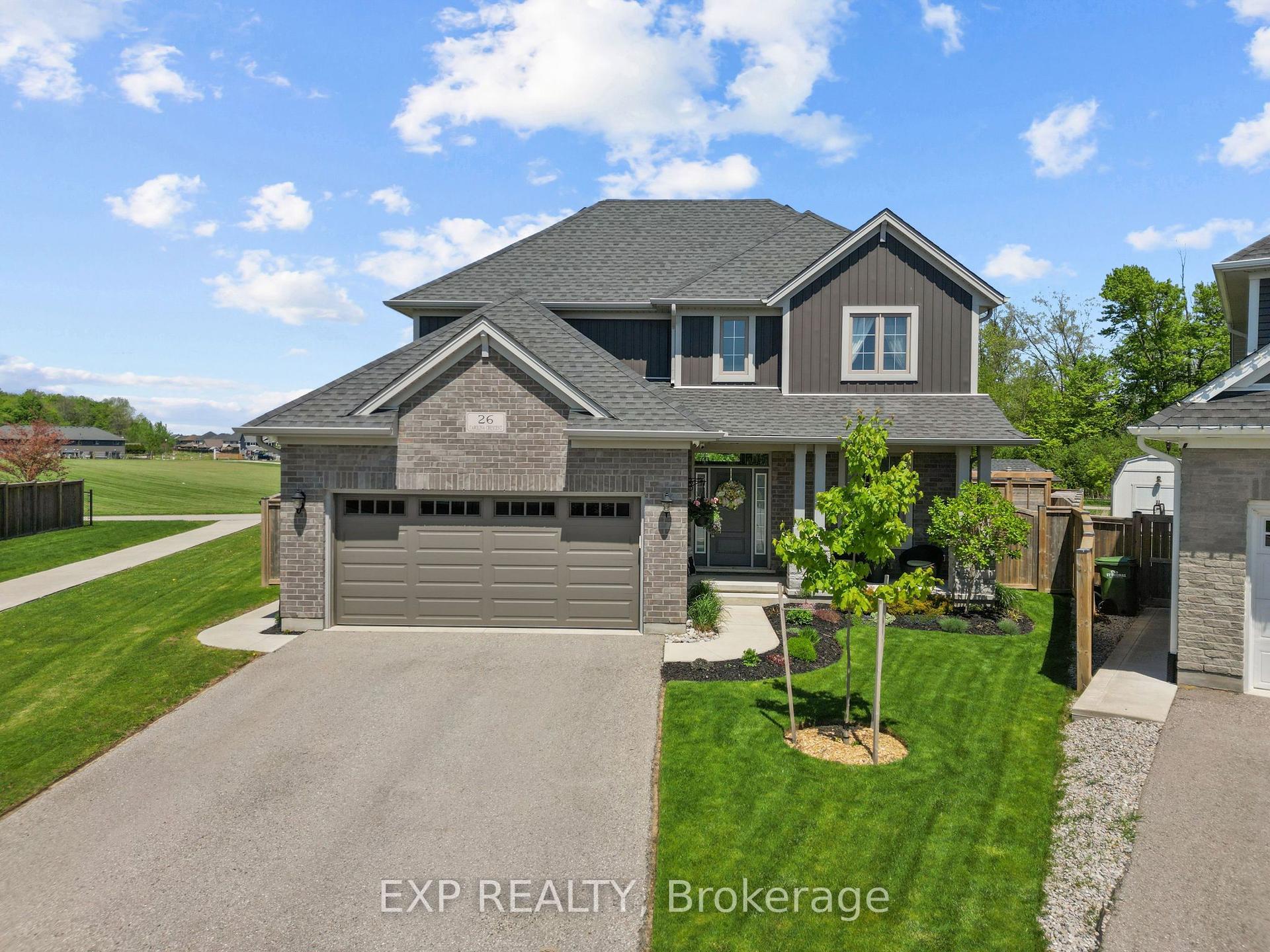 26 Carolina Crescent — photo 1