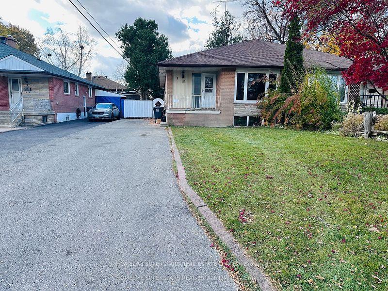 10 Aloma (upper level) Crescent, Brampton — Semi-Detached for lease, photo 1