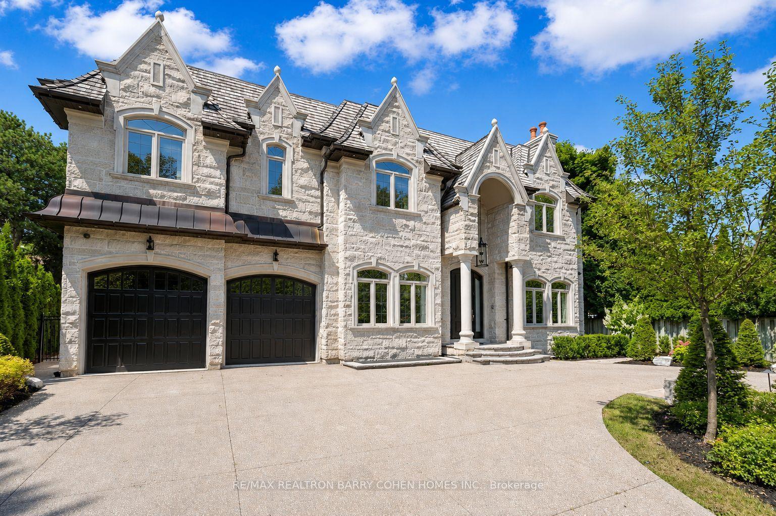 29 Junewood Crescent, Toronto — Detached for sale, photo 1