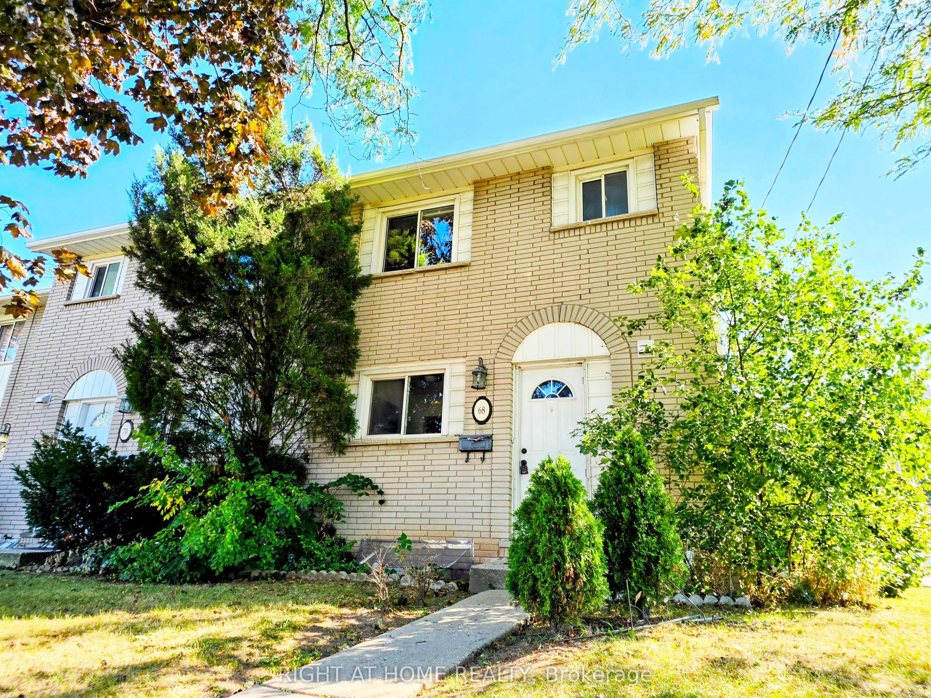 68 Riverdale Drive, Hamilton — Condo Town for lease, photo 1