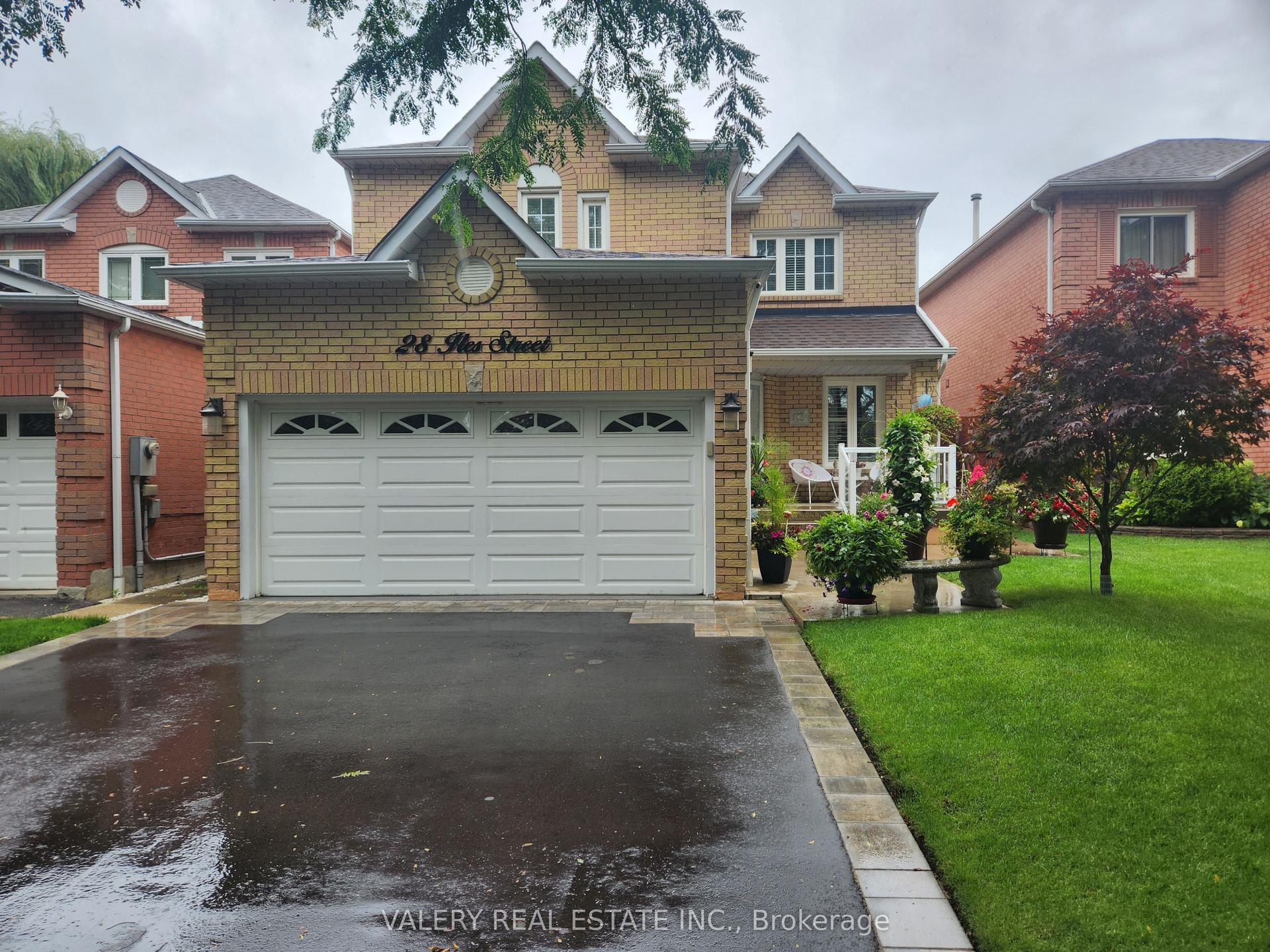 28 Iles Street, Ajax — Detached for lease, photo 1
