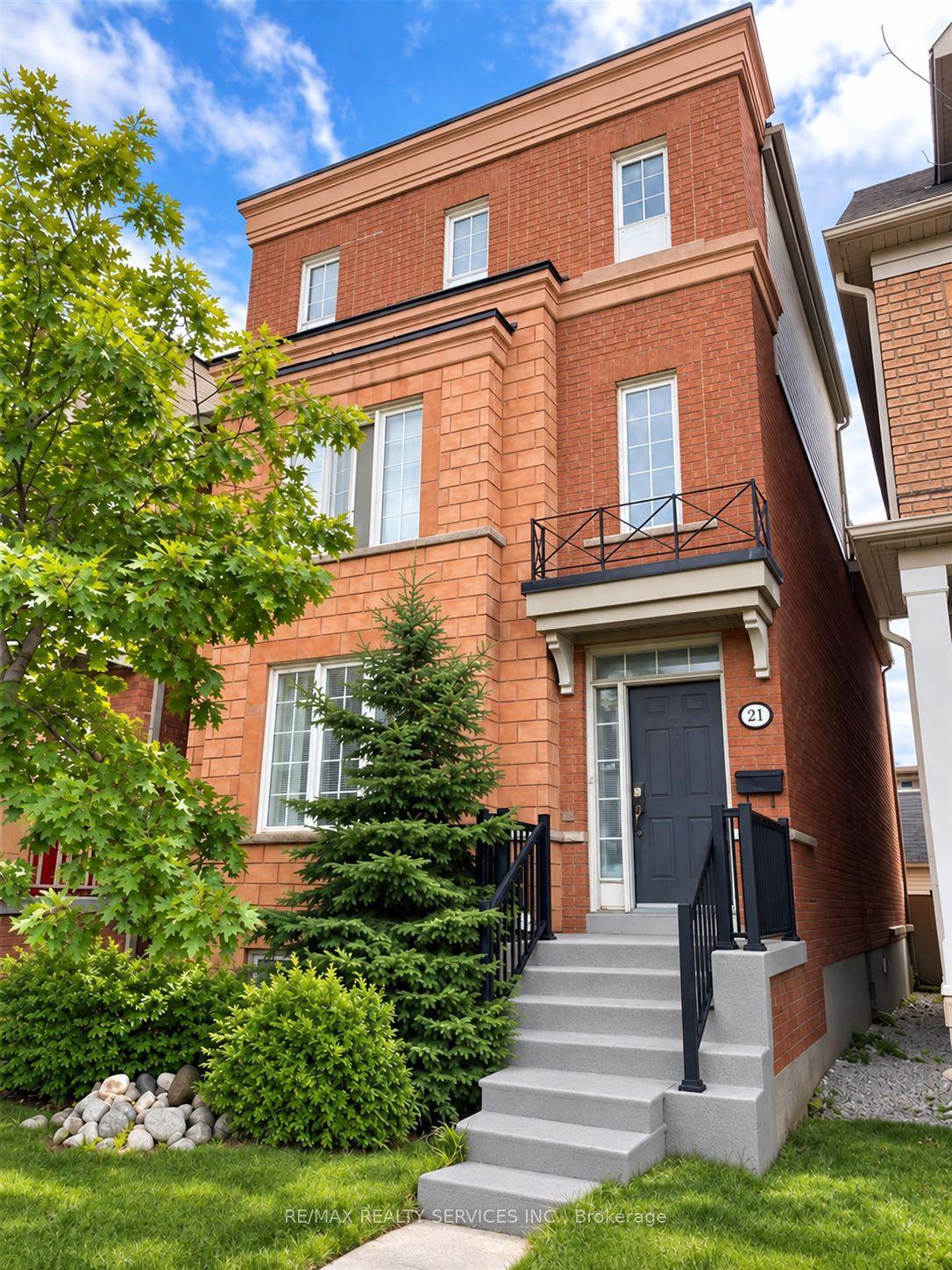 21 Delabo Drive, Toronto — Detached for sale, photo 1