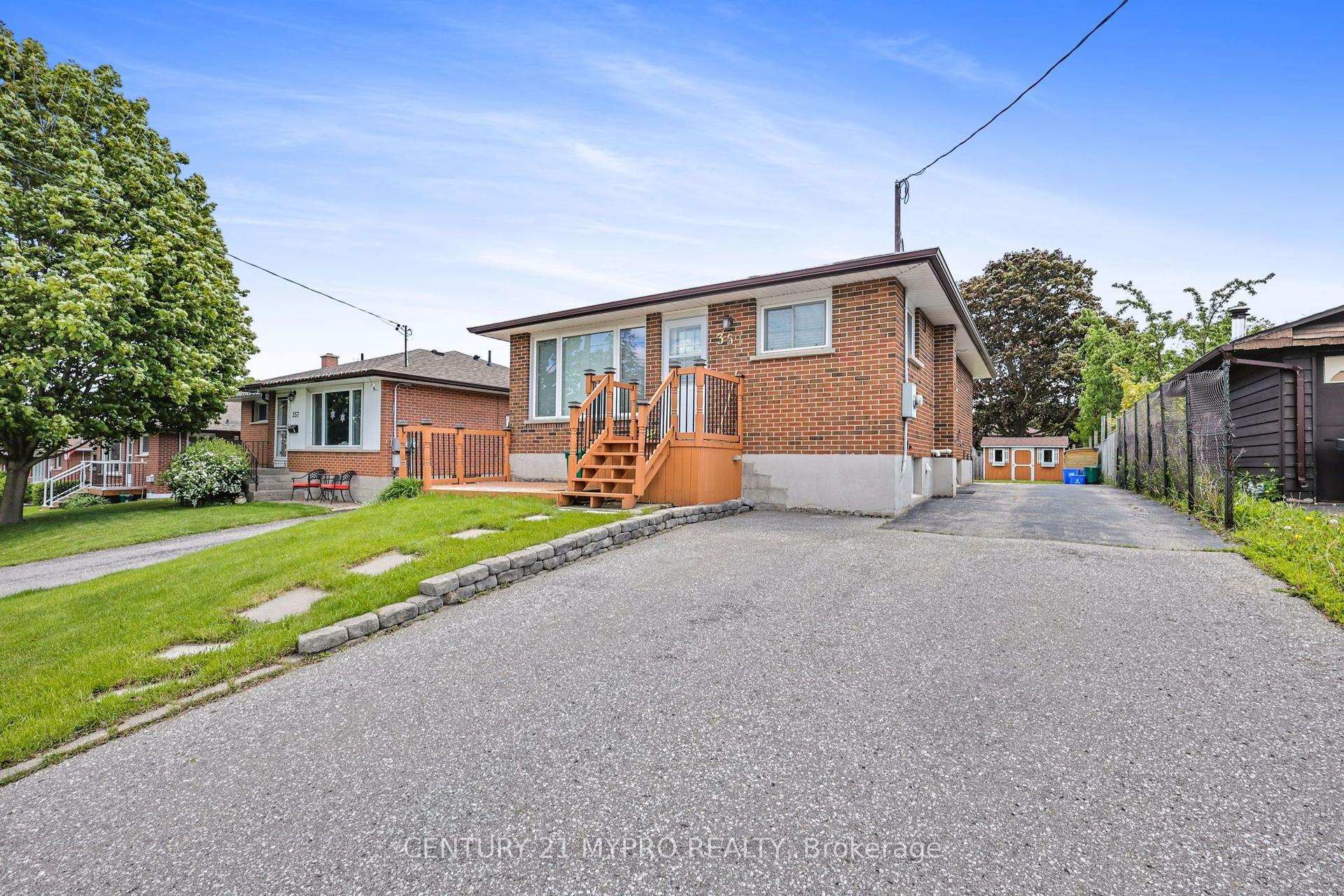 BSMT 351 Conant Street, Oshawa — Detached for lease, photo 1