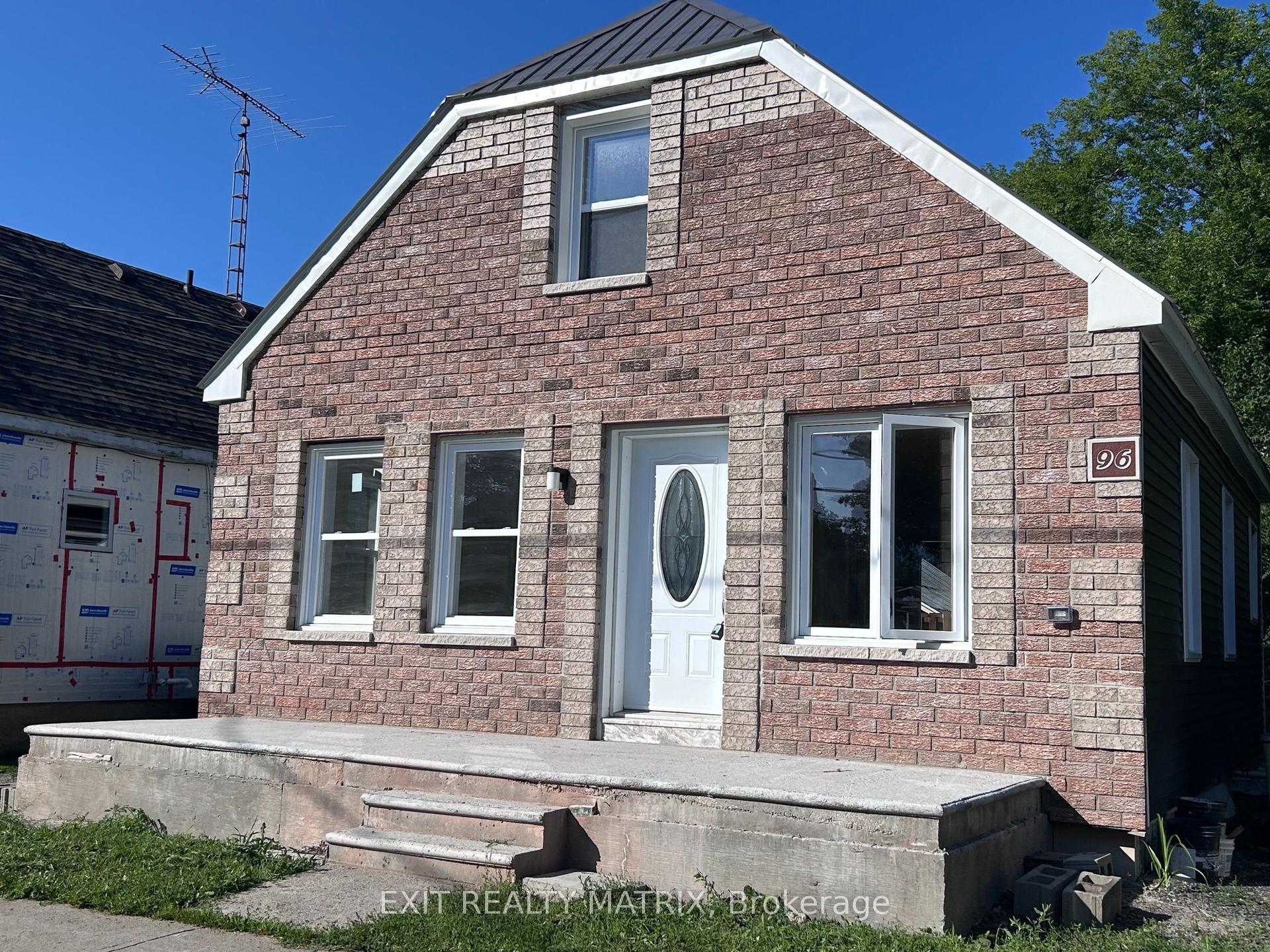 96 George Street, Lanark Highlands — Detached for sale, photo 1