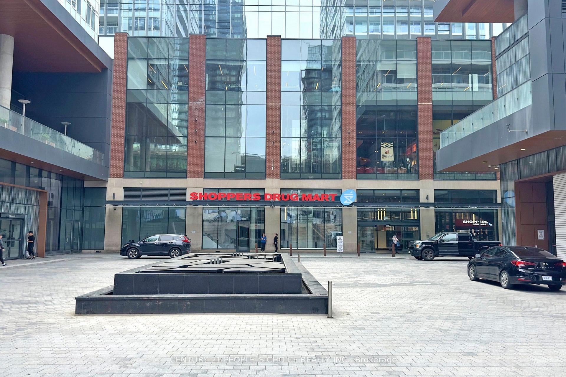 17 Bathurst Street N 1006 #1006 — photo 1