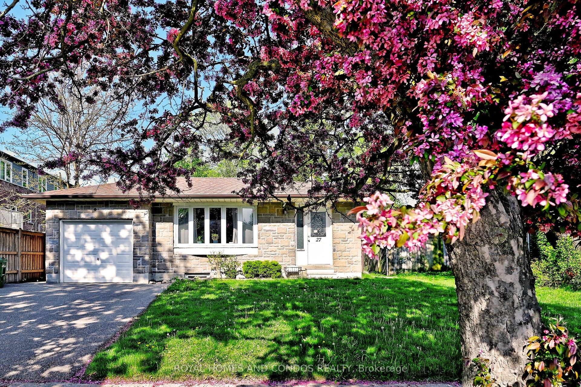 27 Marlena Drive — photo 1