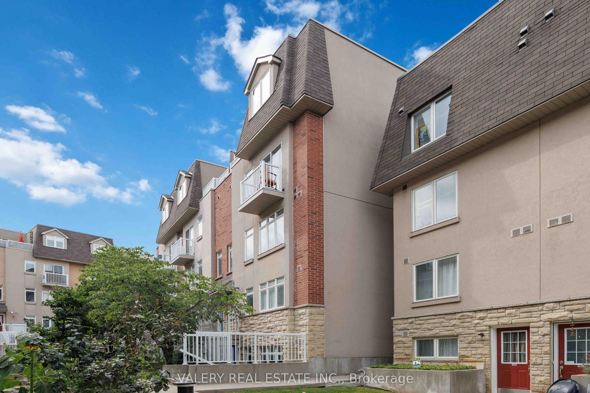 50 Turntable Crescent 62 #62, Toronto — Condo Town for lease, photo 1