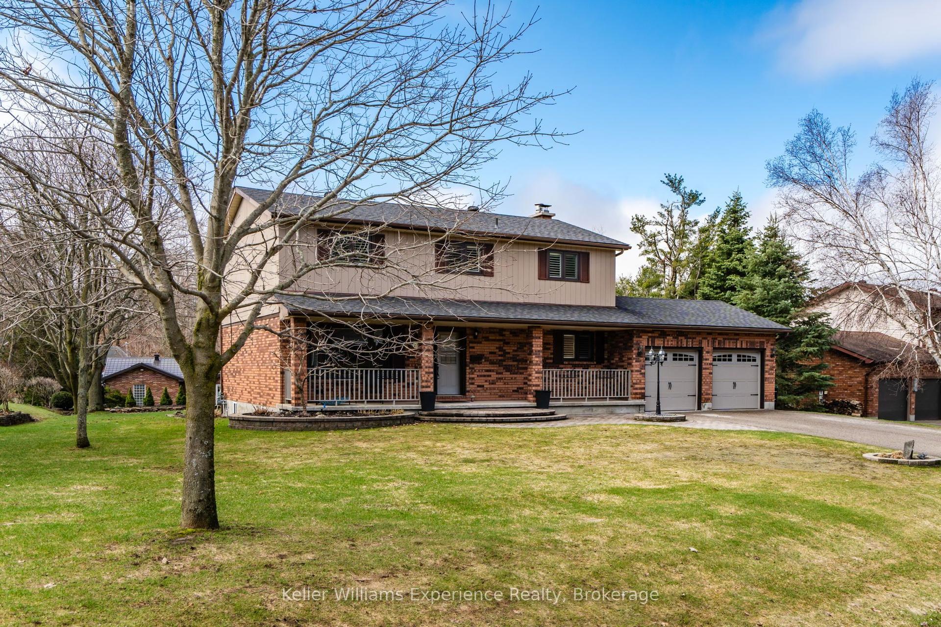 27 Rosewood Avenue — photo 1