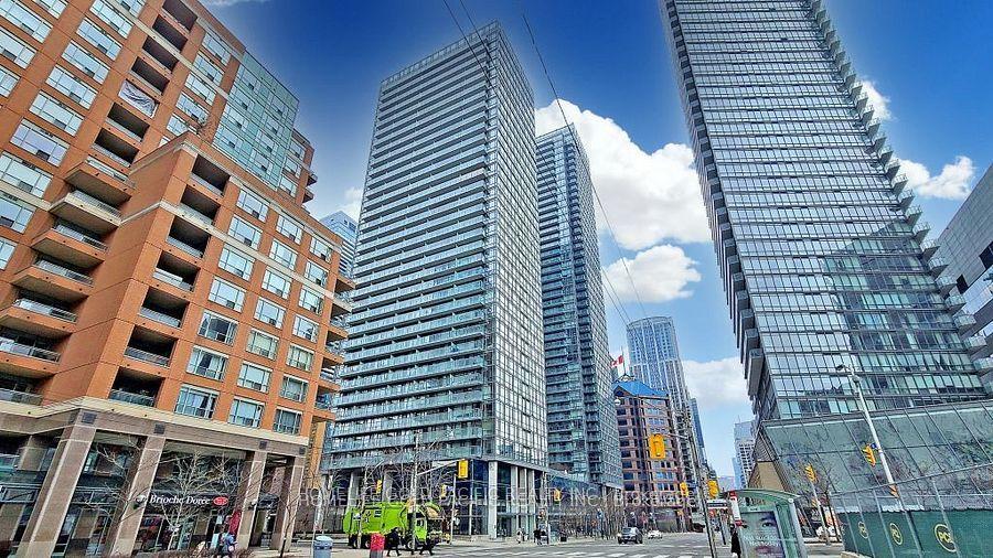 37 Grosvenor Street 505 #505, Toronto — Condo for lease, photo 1