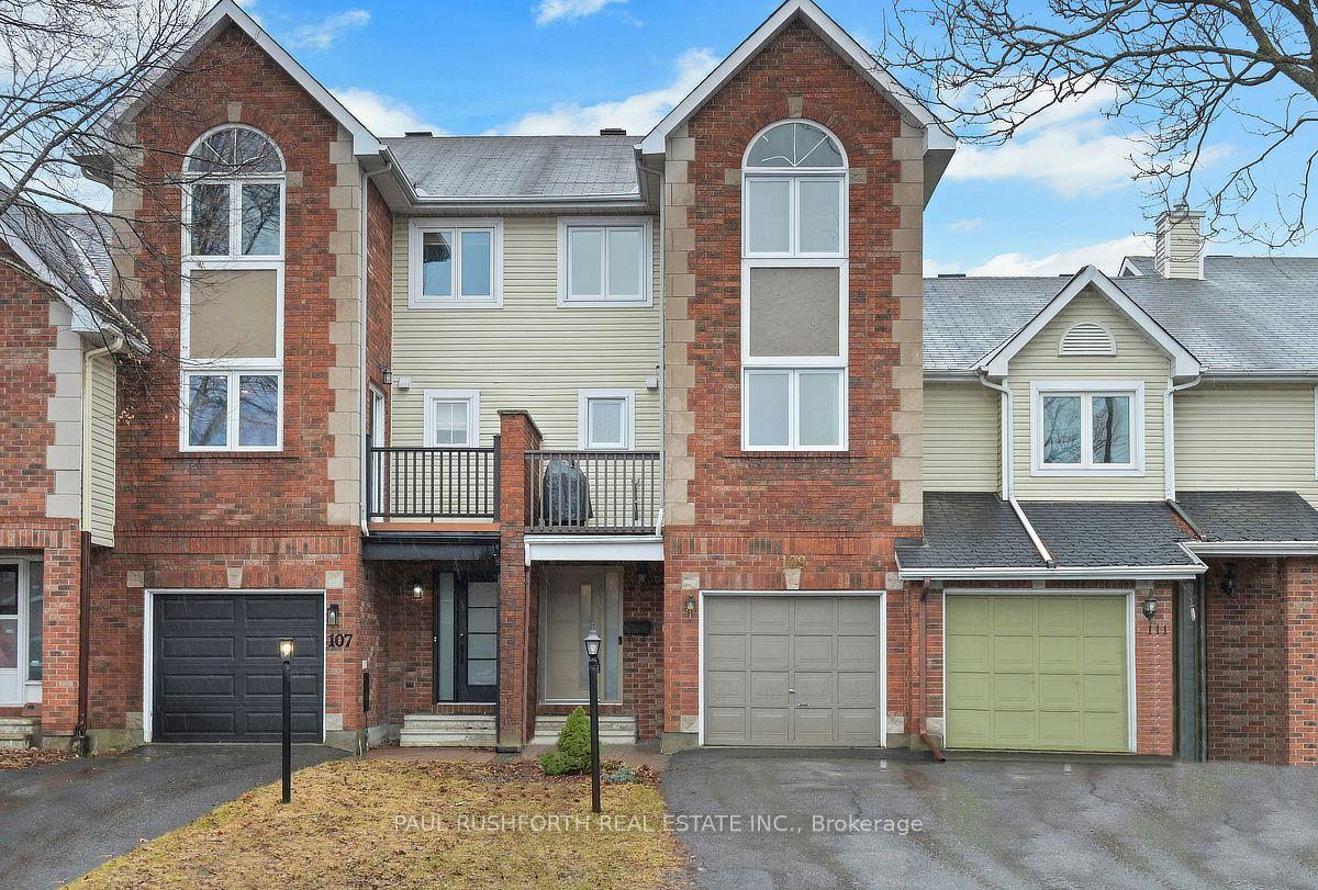 109 Woodpark Way — photo 1