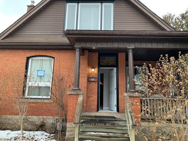300 Locke Street S unit 1 #unit 1 — photo 1