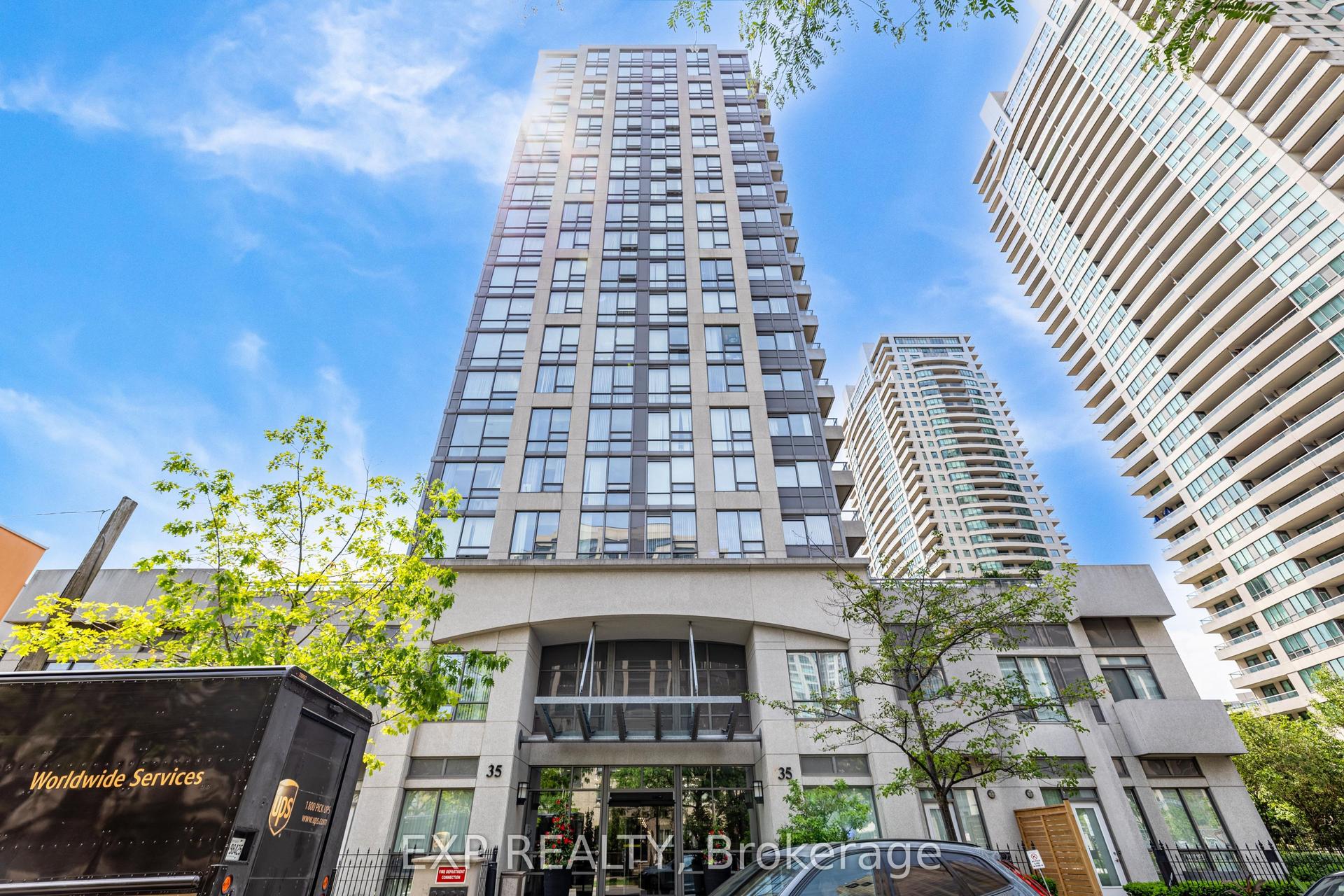 35 Hollywood Avenue 311 #311, Toronto — Condo for sale, photo 1