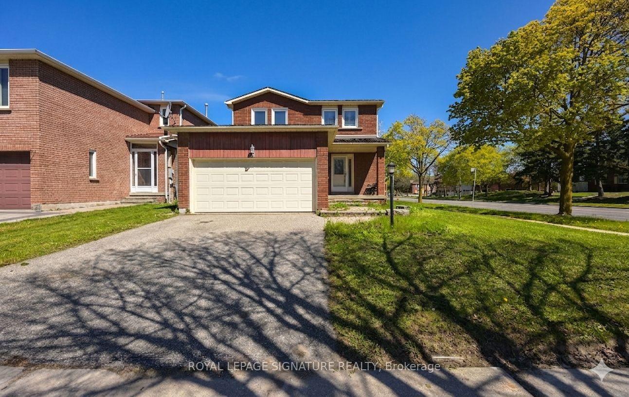 2 Danjohn Crescent — photo 1