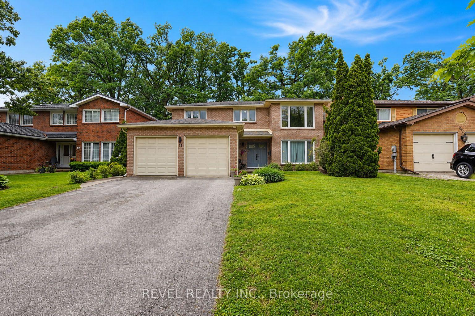 53 Oakridge Drive — photo 1