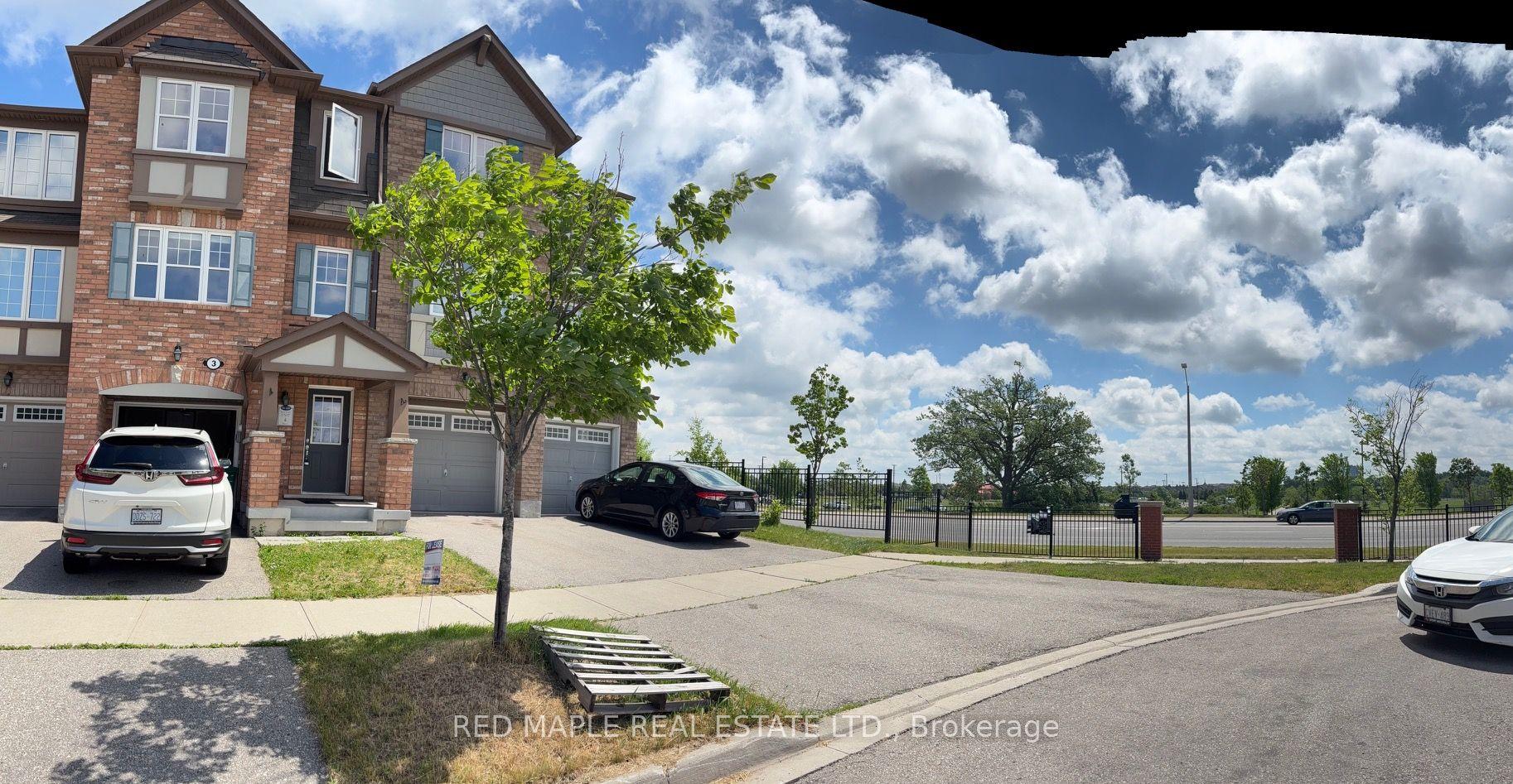 3 Vanhorne Close, Brampton — Townhouse for lease, photo 1