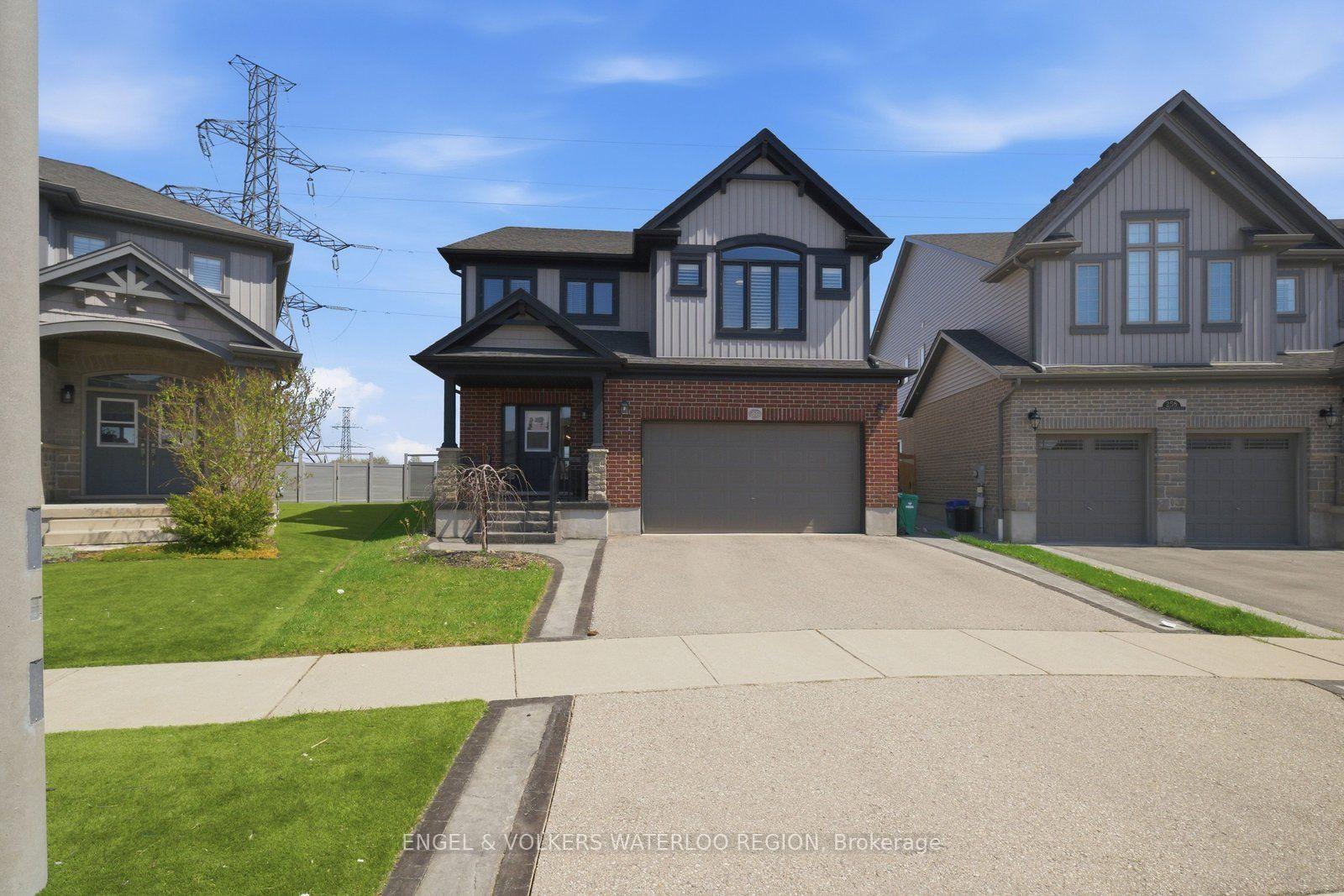 260 Dewdrop Crescent — photo 1