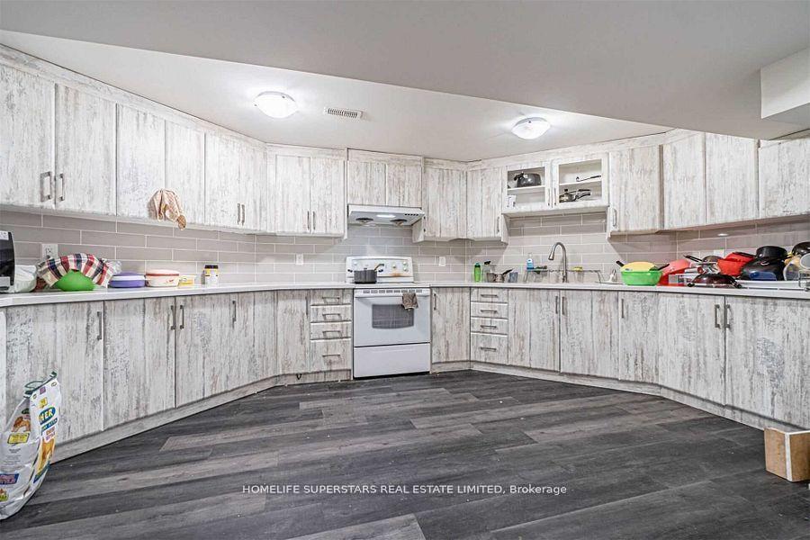 75 Parkside Drive Lower Level ( Legal Apt.) #Lower Level ( Legal Apt.), Brampton — Detached for lease, photo 1