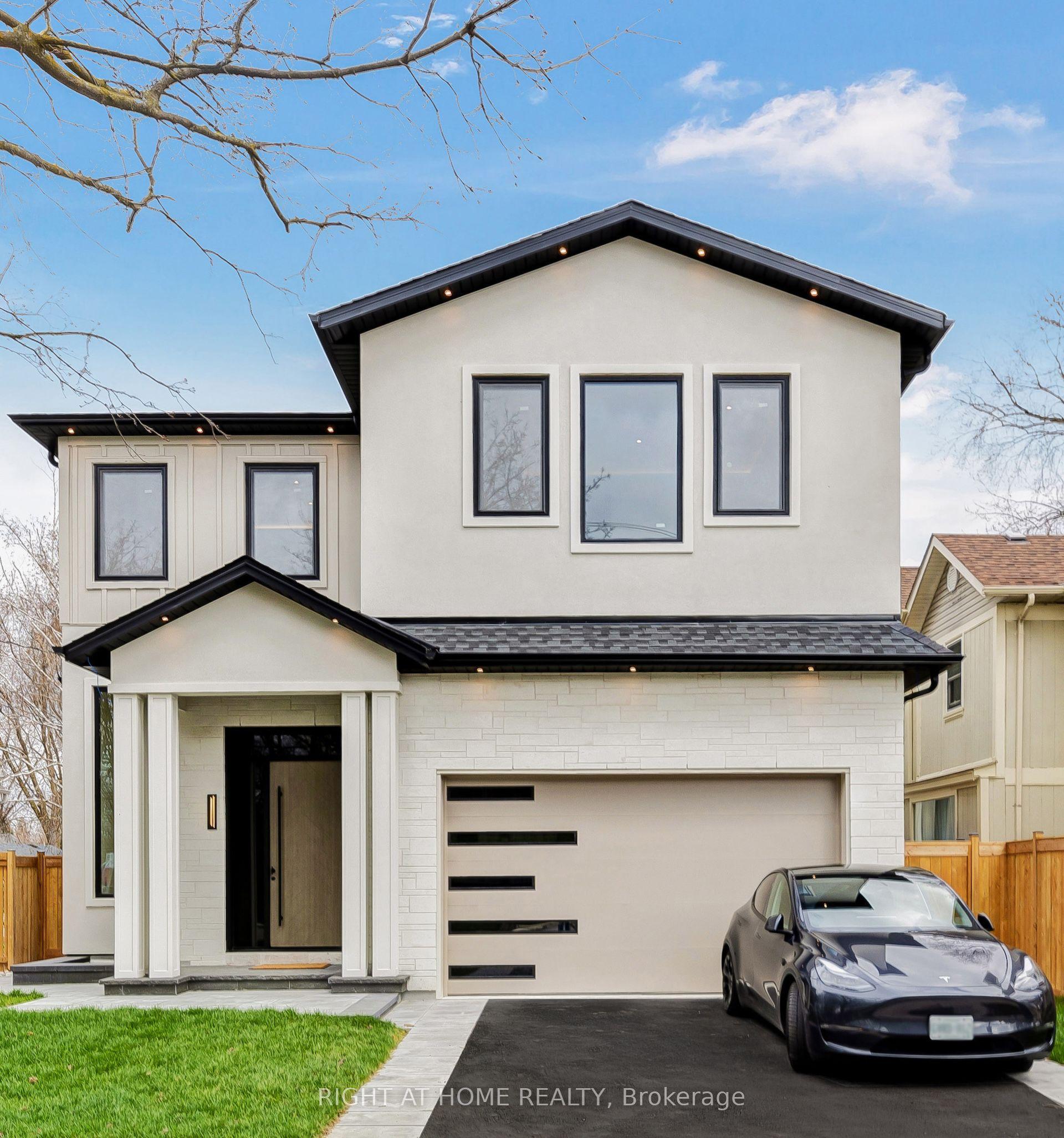 84 Mosley Street — photo 1