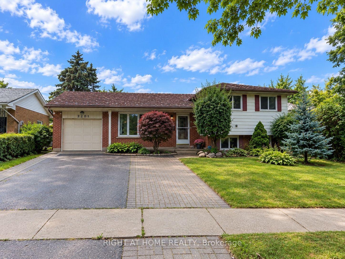 2201 Bridge Road Upper #Upper, Oakville — Detached for lease, photo 1