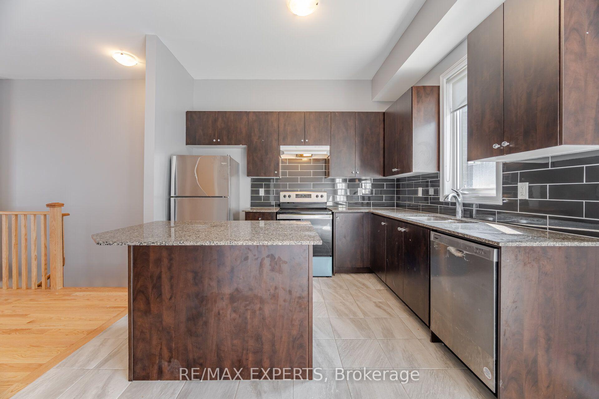 2 Gold Creek Street — photo 1