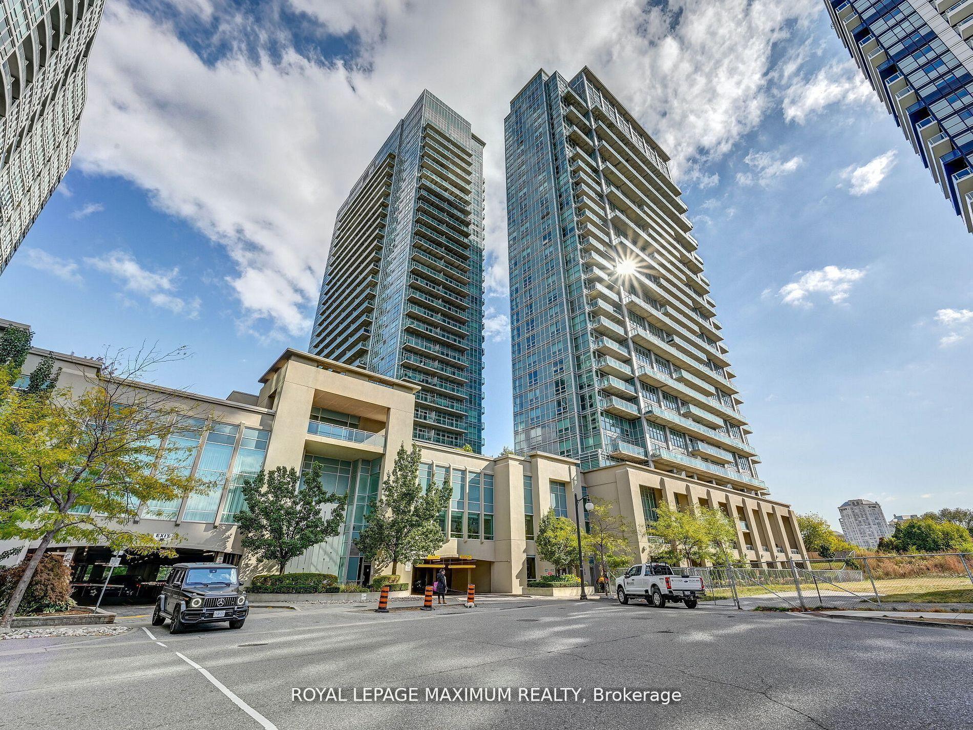 155 Legion Road N 1013 #1013, Toronto — Condo for lease, photo 1