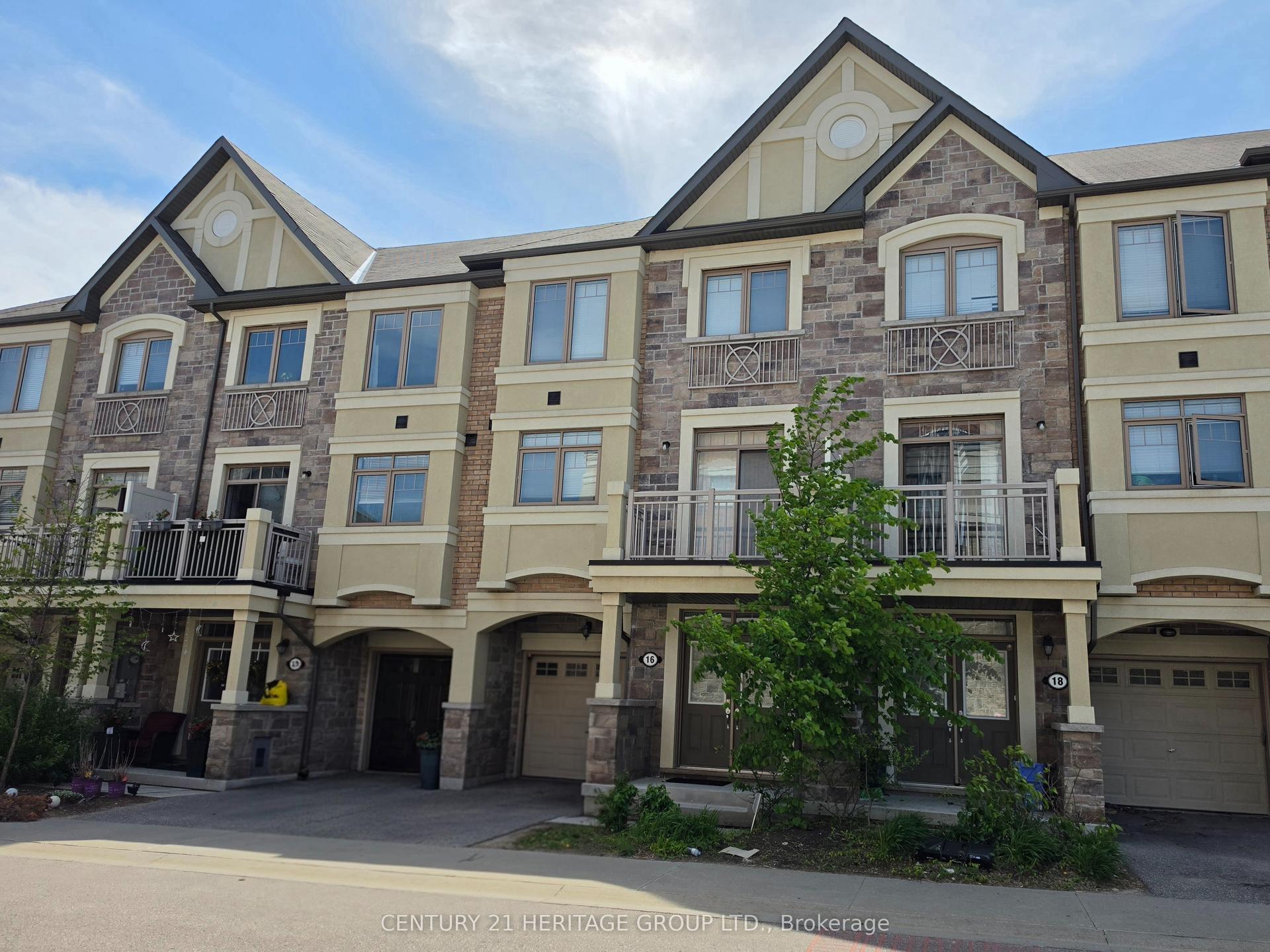 16 Coxhead Lane — photo 1