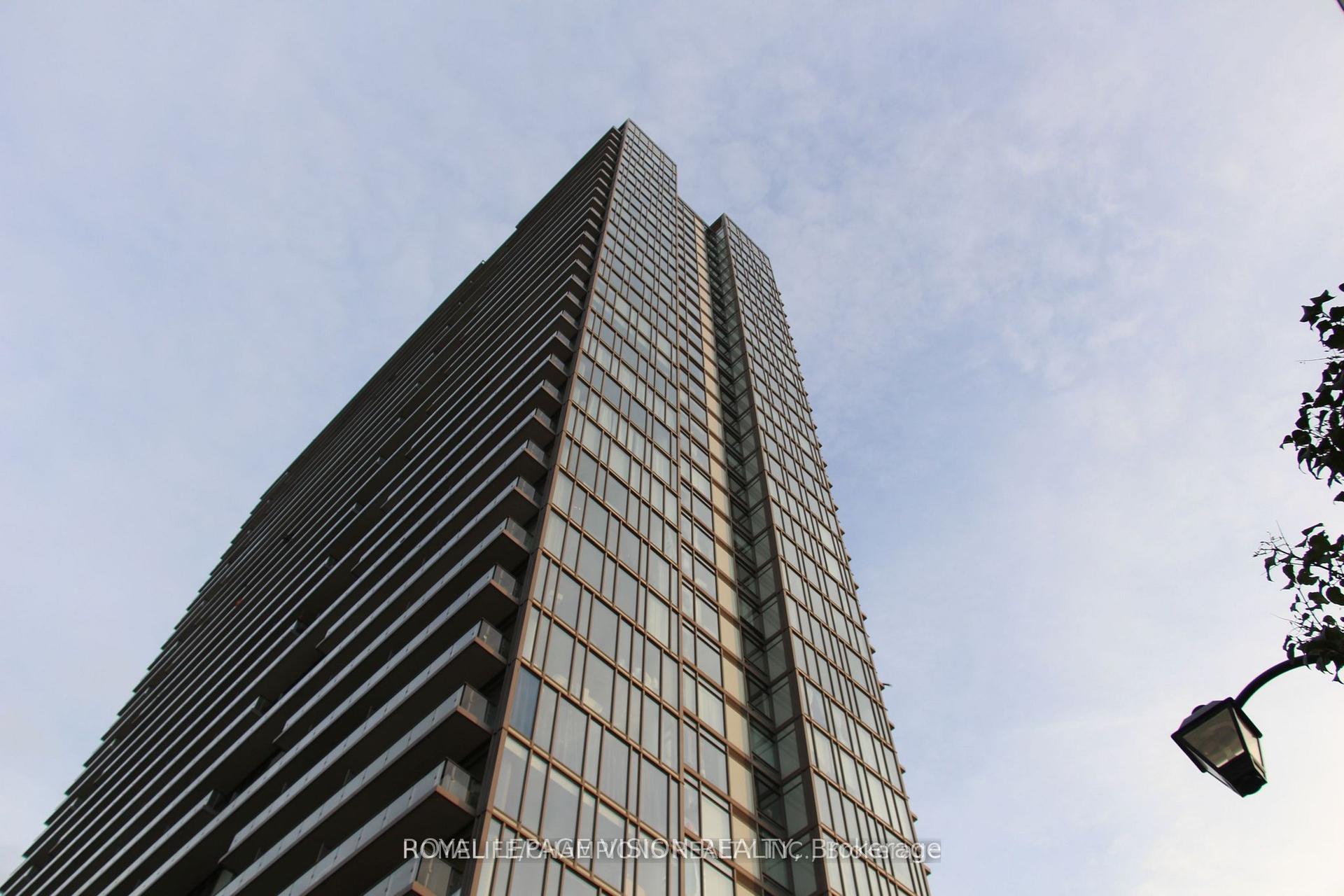 105 The Queensway Street 2016 #2016, Toronto — Condo for lease, photo 1