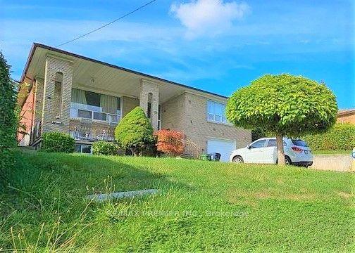 6 Canton Avenue, Toronto — Detached for sale, photo 1