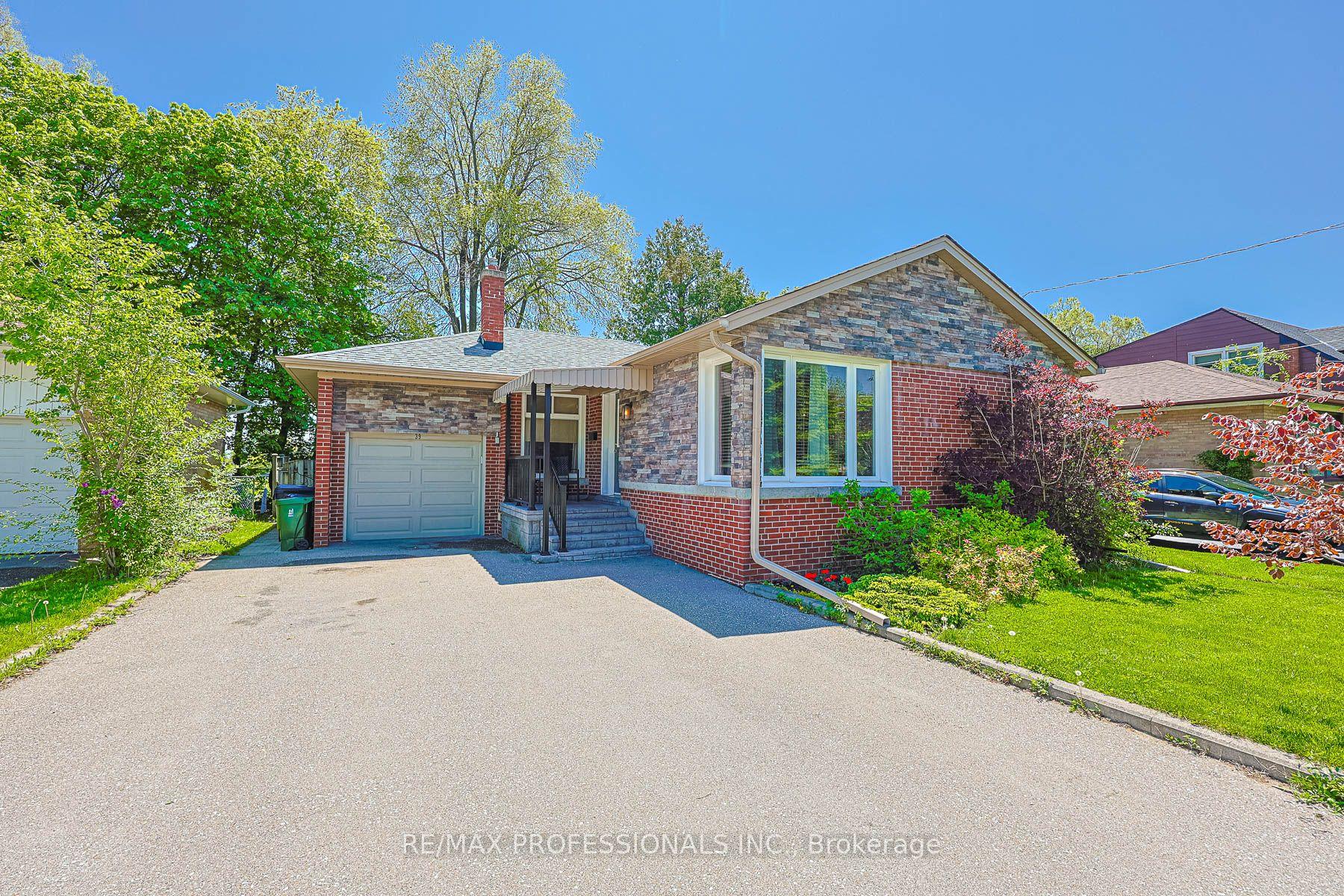 39 Sealcove Drive, Toronto — Detached for sale, photo 1