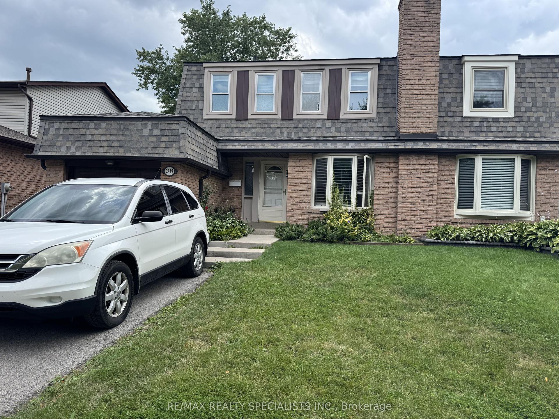 2849 Oslo Crescent, Mississauga — Semi-Detached for sale, photo 1