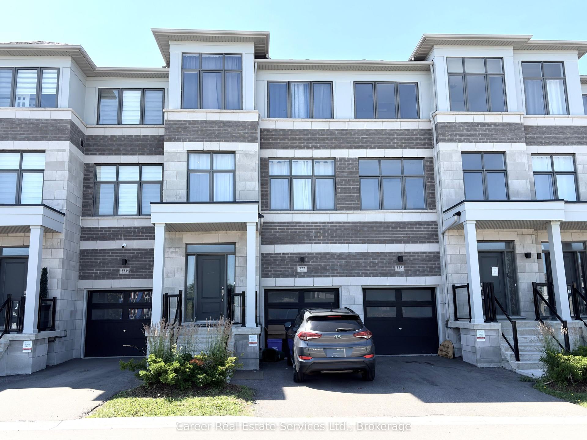 777 Chinook Path, Oshawa — Townhouse for sale, photo 1