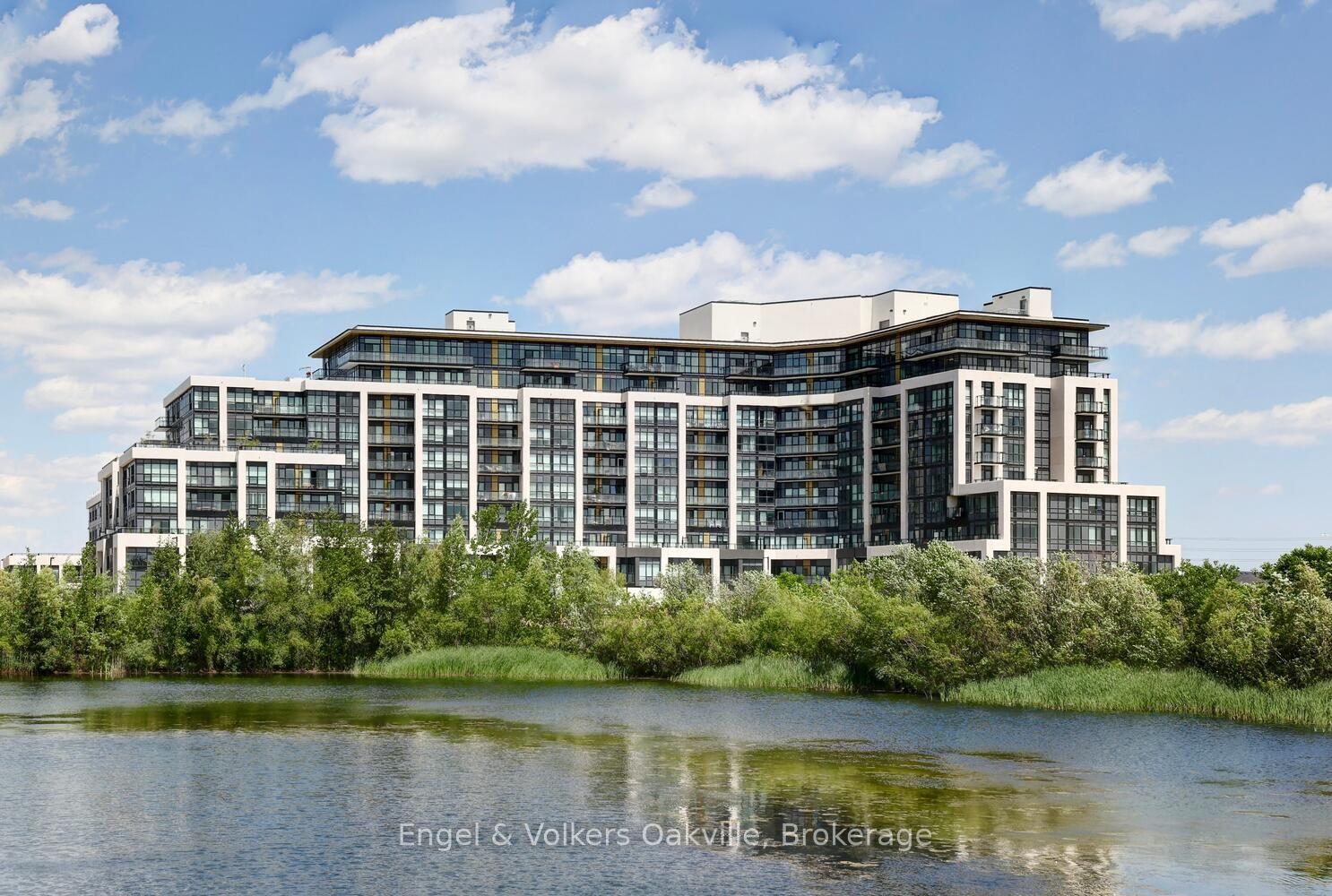 405 Dundas Street W 307 #307 — photo 1
