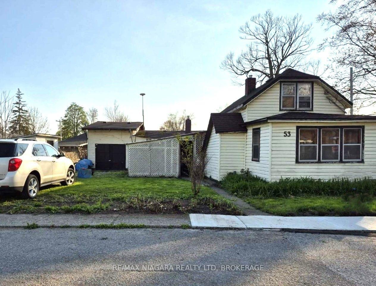 53 Cambridge Road E — photo 1