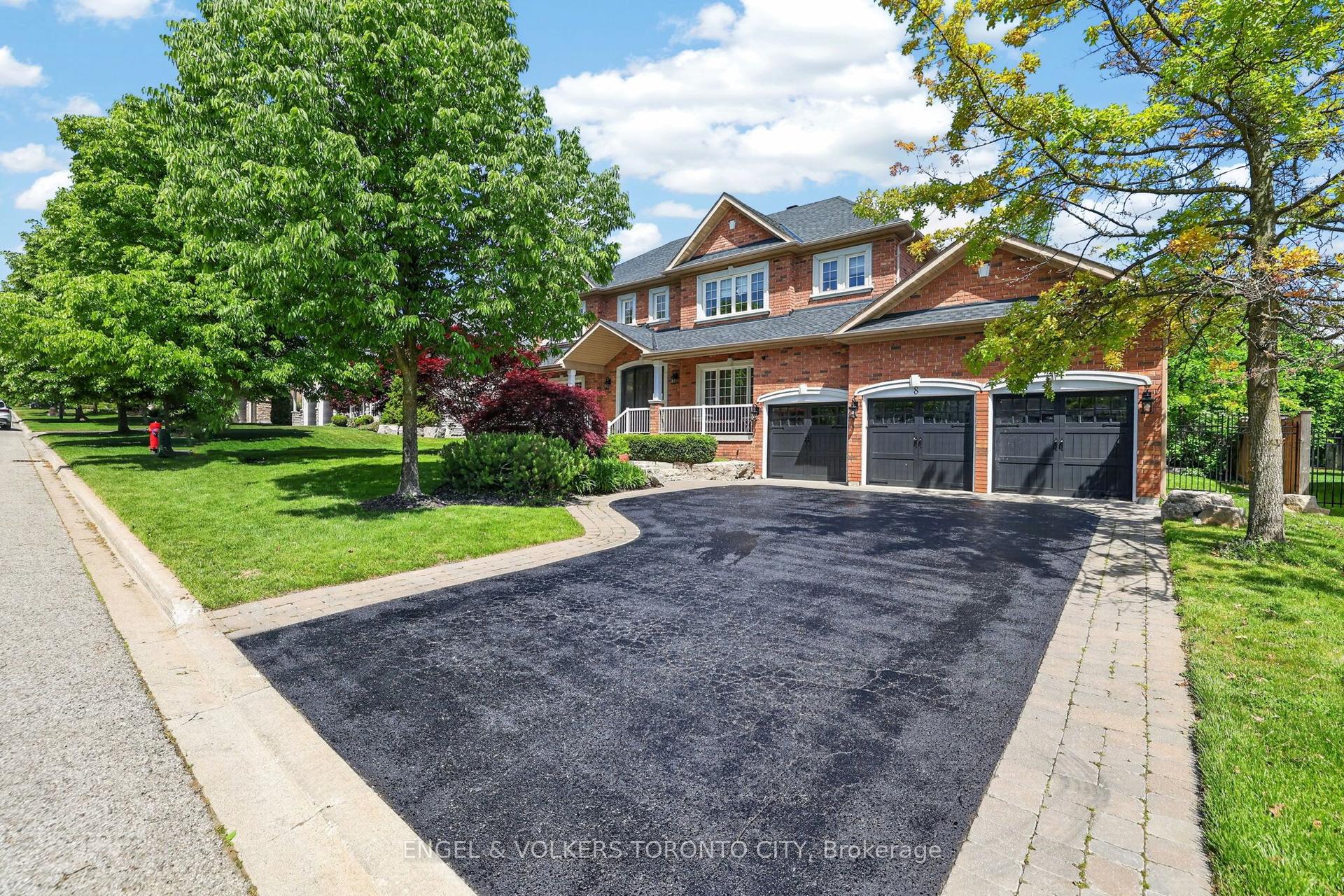 8 Duncton Wood Crescent, Aurora — Detached for sale, photo 1
