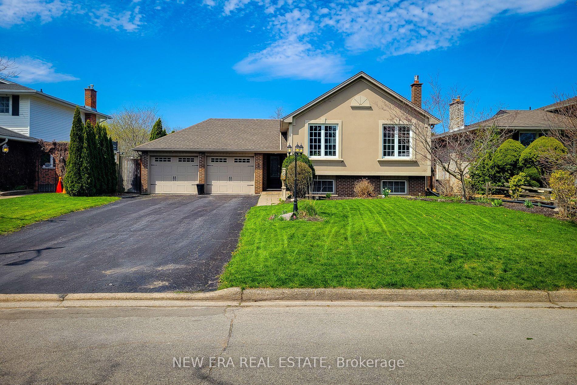 55 Spring Garden Boulevard — photo 1