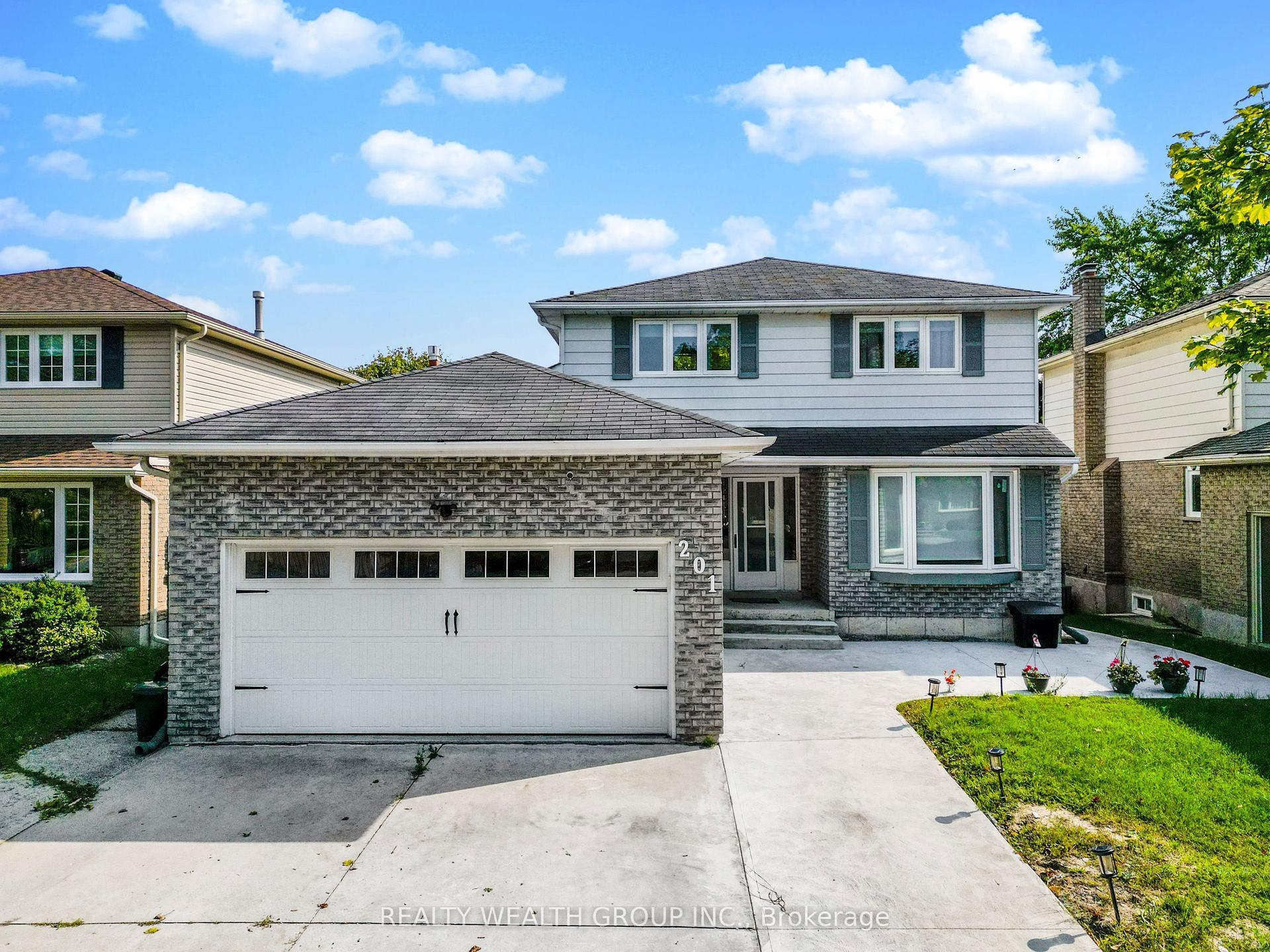 201 Biscayne Boulevard Bsmnt #Bsmnt, Georgina — Detached for lease, photo 1