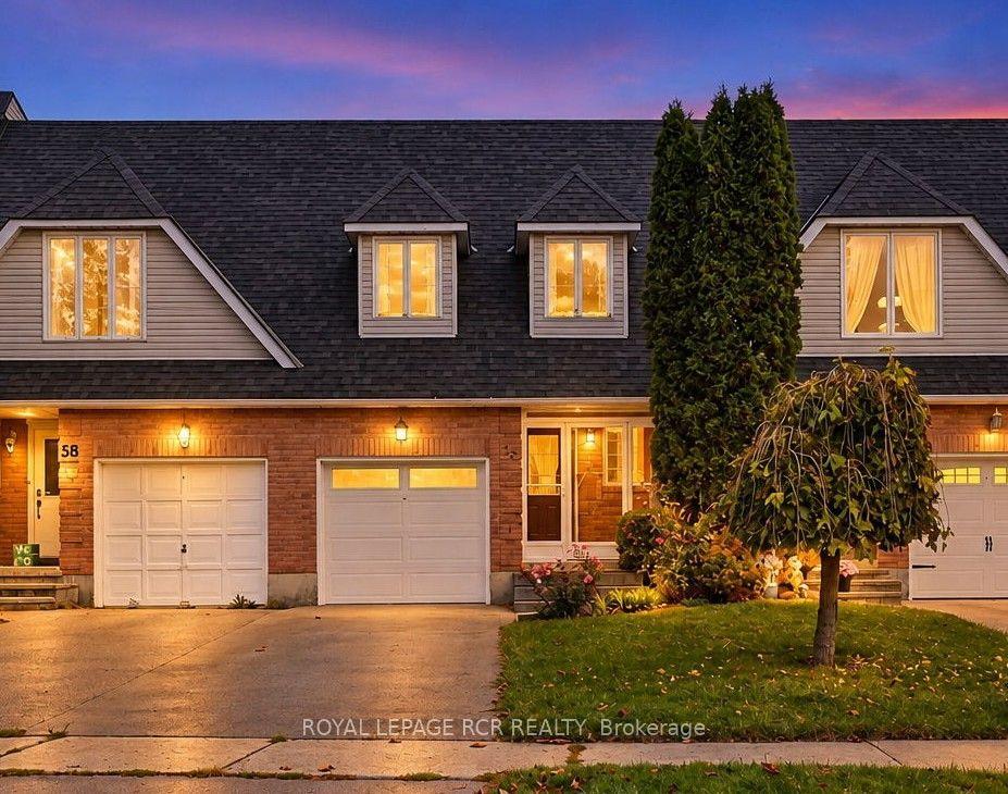 56 Oakridge Court, East Gwillimbury — Townhouse for sale, photo 1