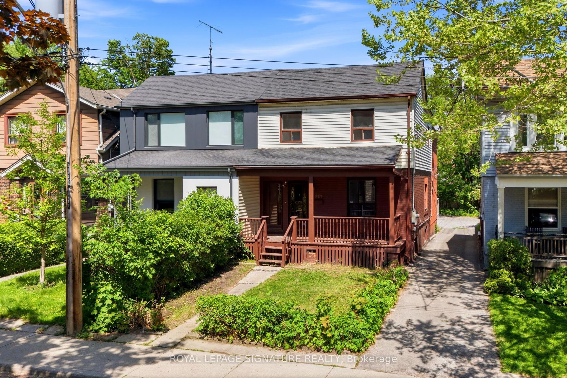 227 Woodfield Road — photo 1