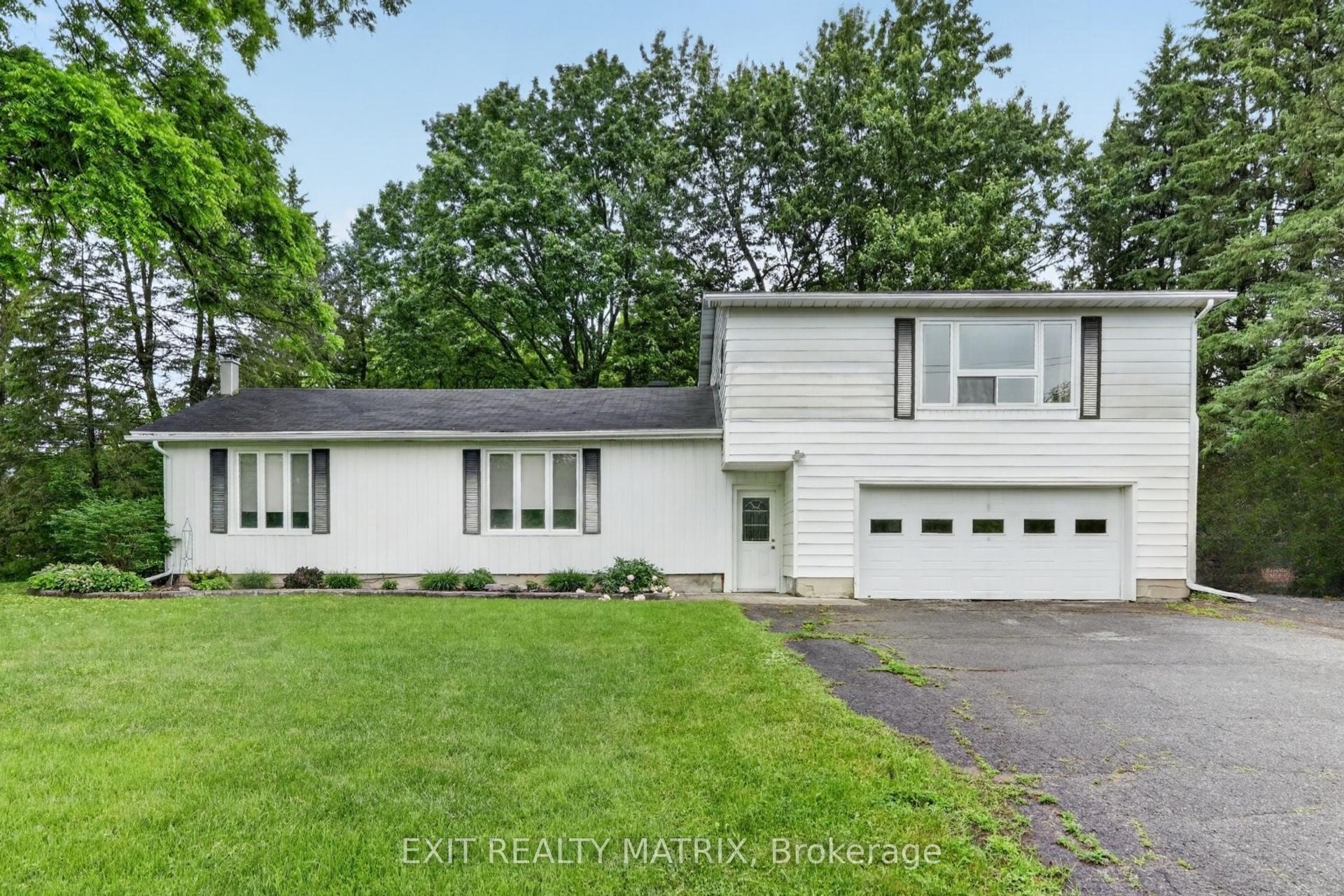 383 Castor Road — photo 1