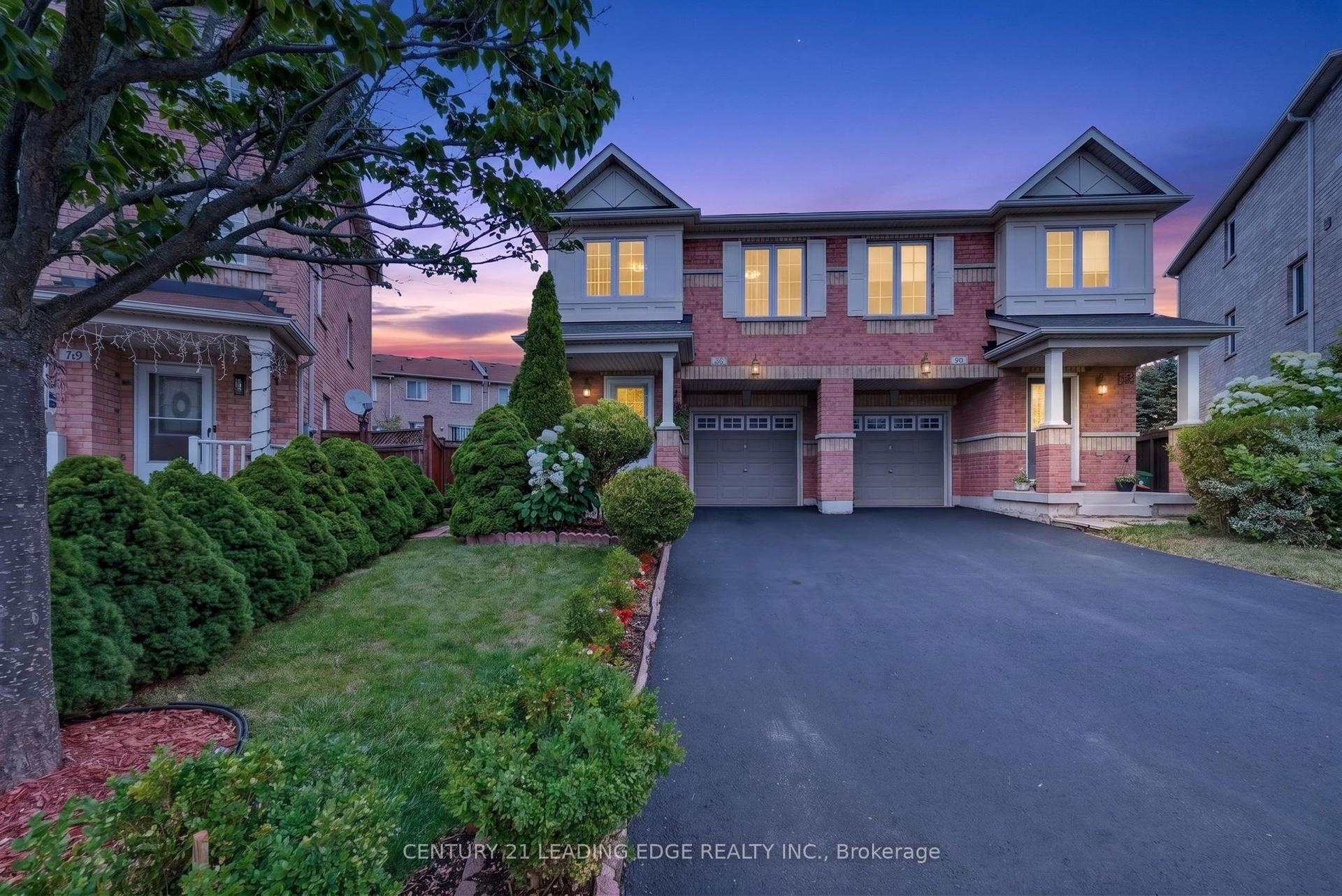 63 Wilkes Crescent, Toronto — Semi-Detached for sale, photo 1