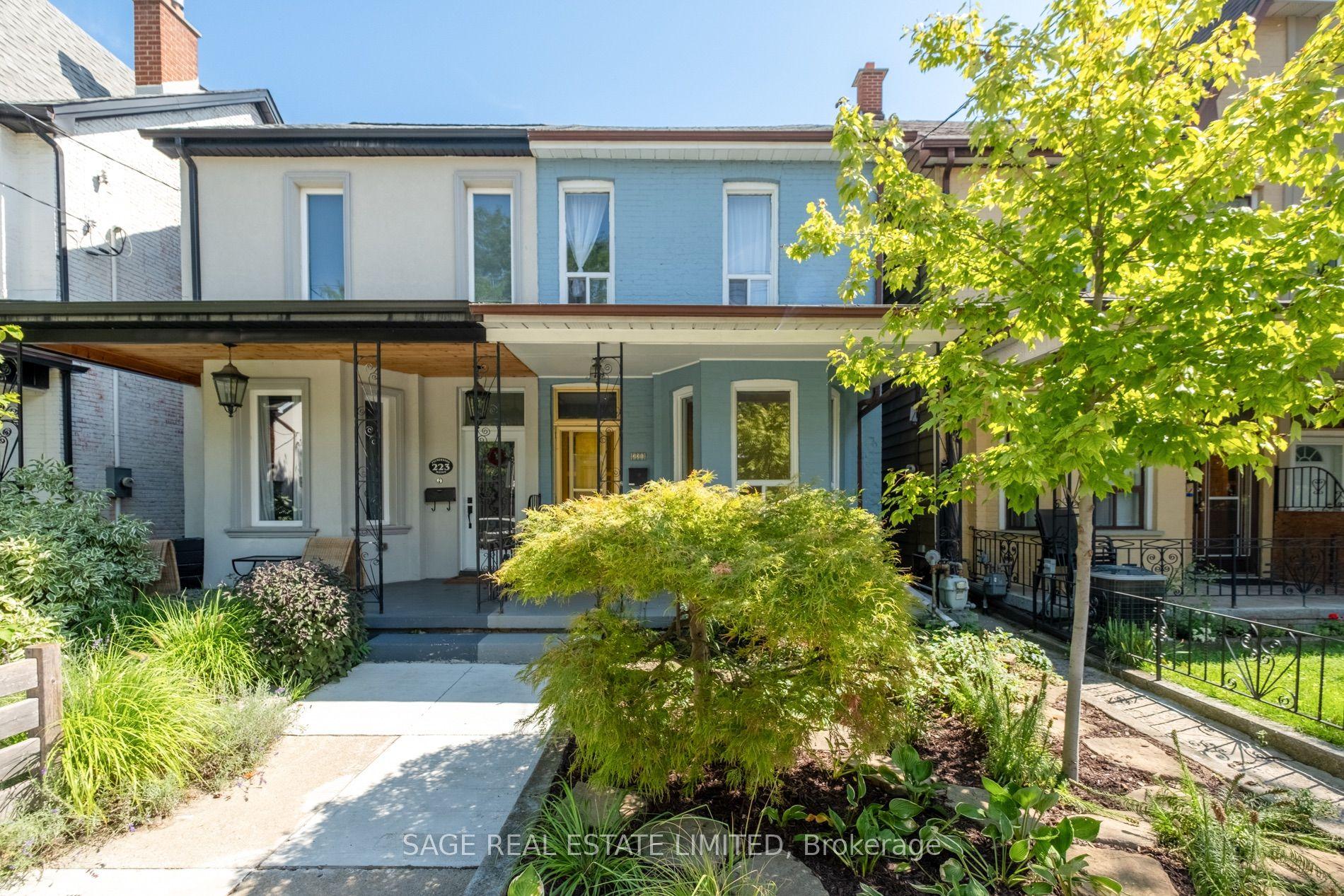 221 Palmerston Avenue, Toronto — Semi-Detached for sale, photo 1