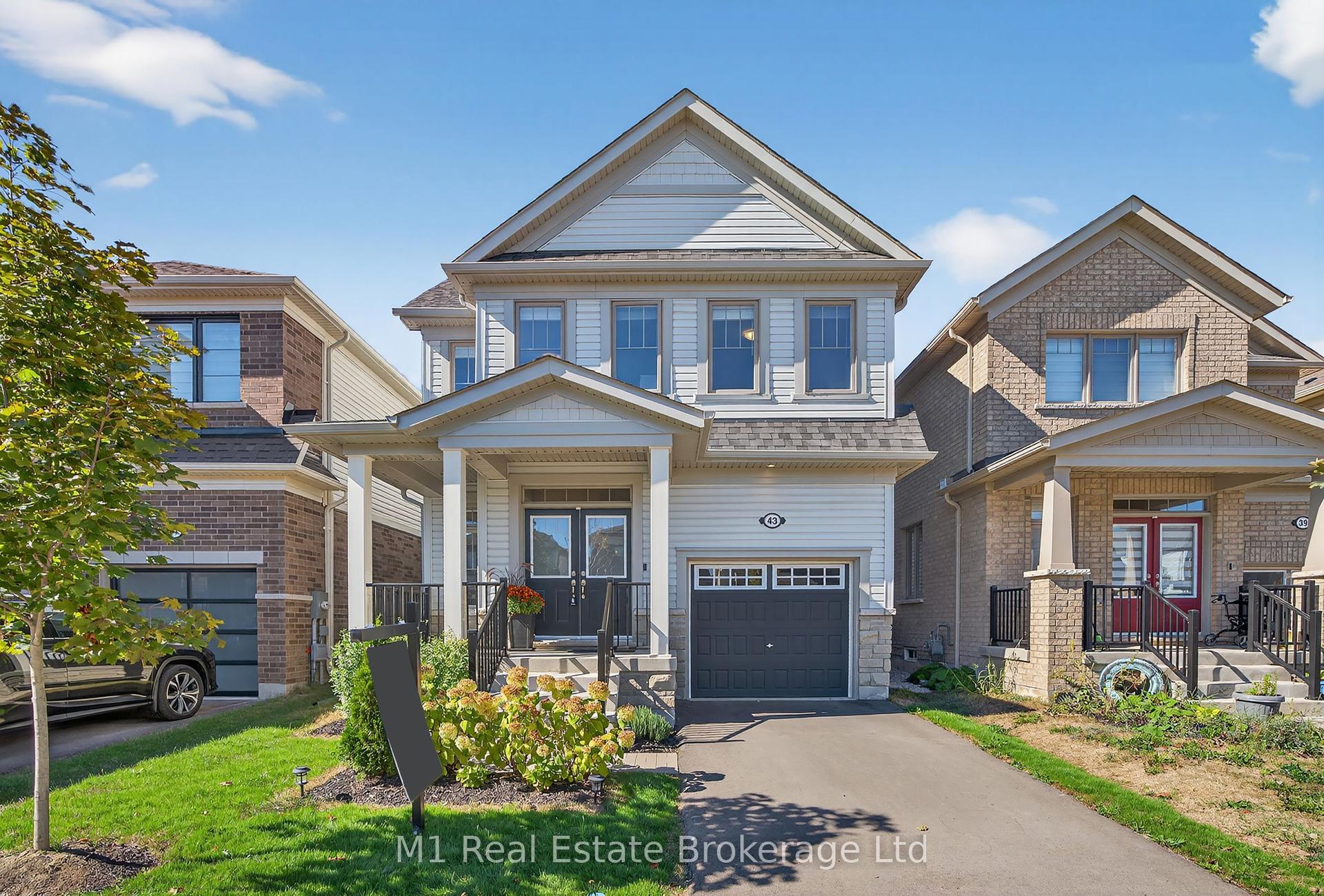 43 Harpin Way W — photo 1