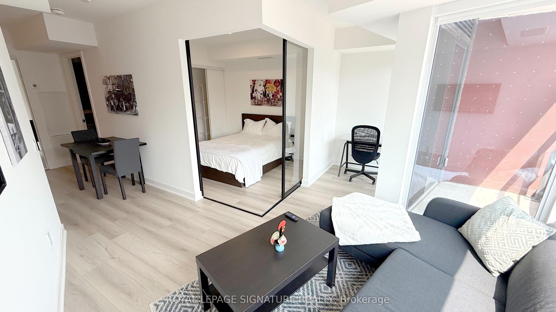 5 Lakeview Avenue S 203 #203, Toronto — Condo for lease, photo 1