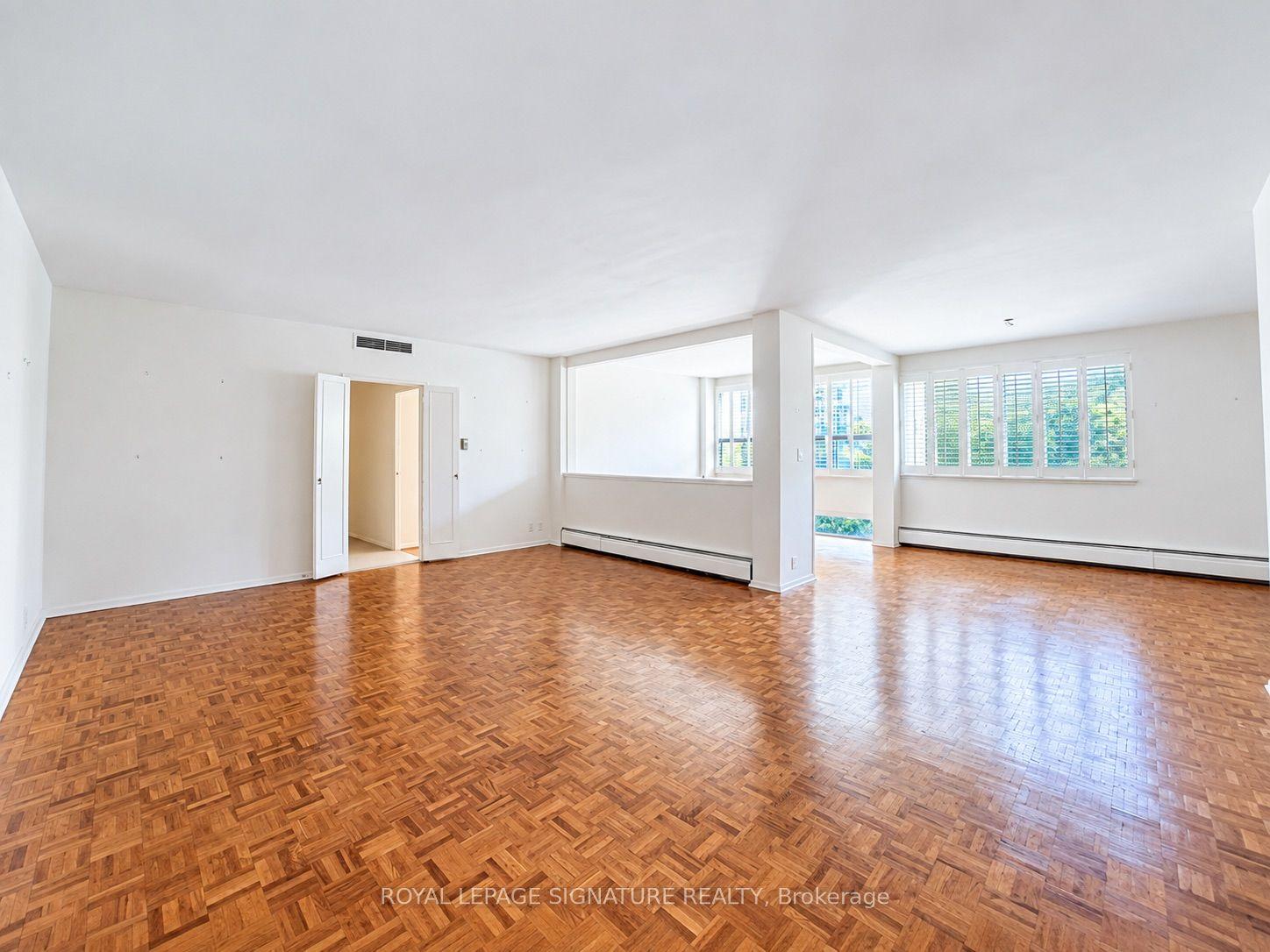 9 Deer Park Crescent 401 #401, Toronto — Condo for lease, photo 1