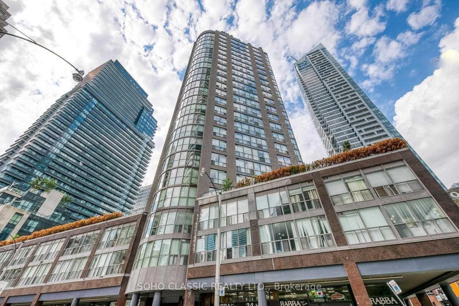 24 Wellesley Street W 1811 #1811, Toronto — Condo for lease, photo 1