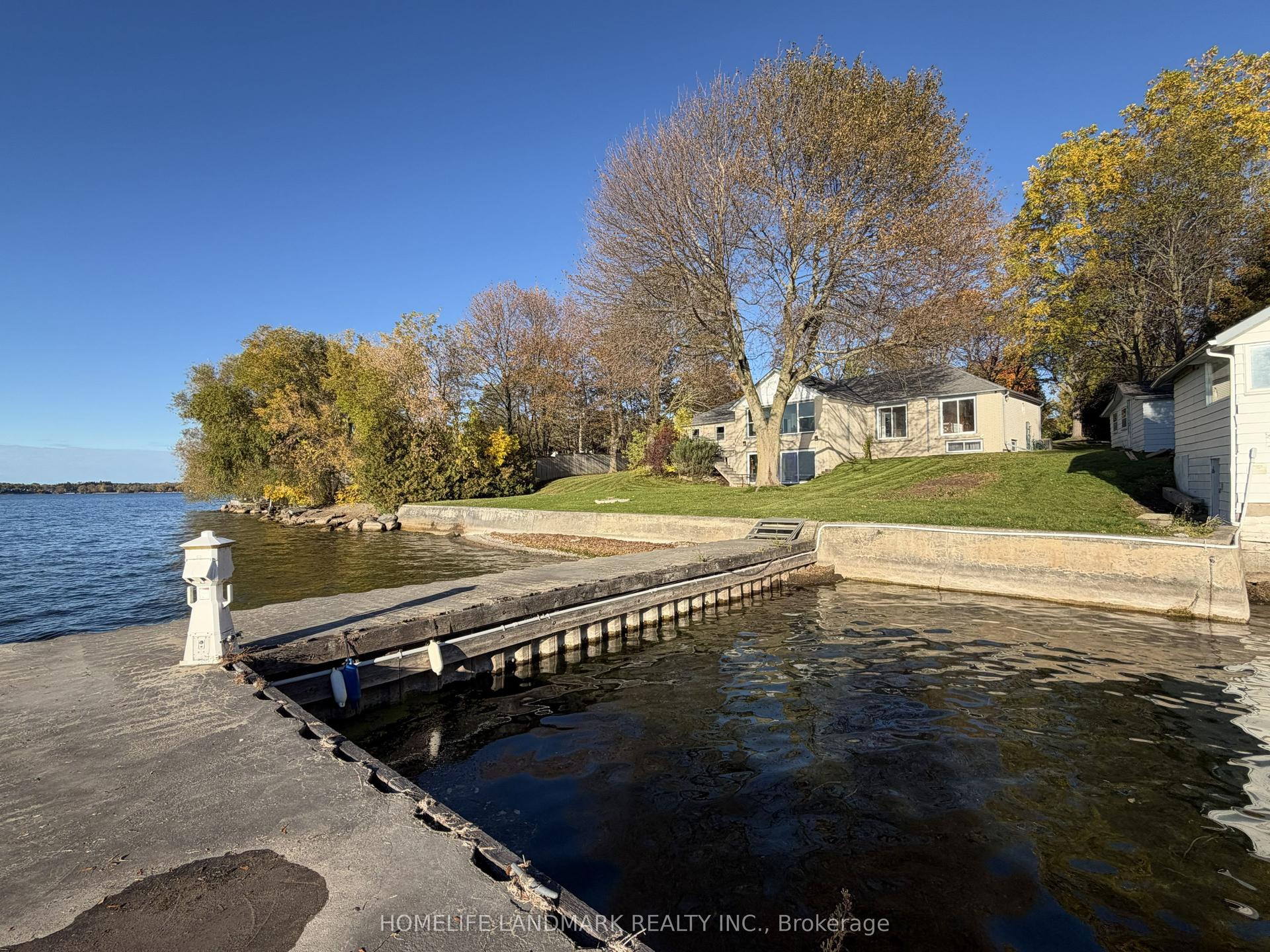 100 Lake Drive N, Georgina — Detached for lease, photo 1