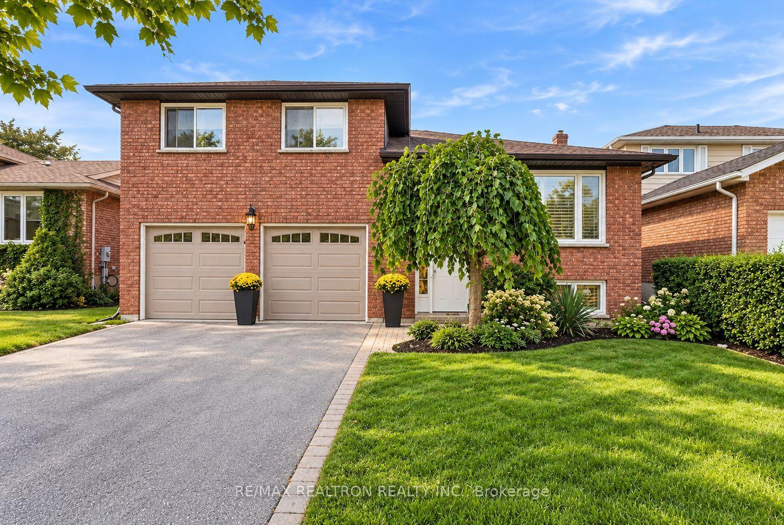 18 Castille Crescent, Georgina — Detached for sale, photo 1
